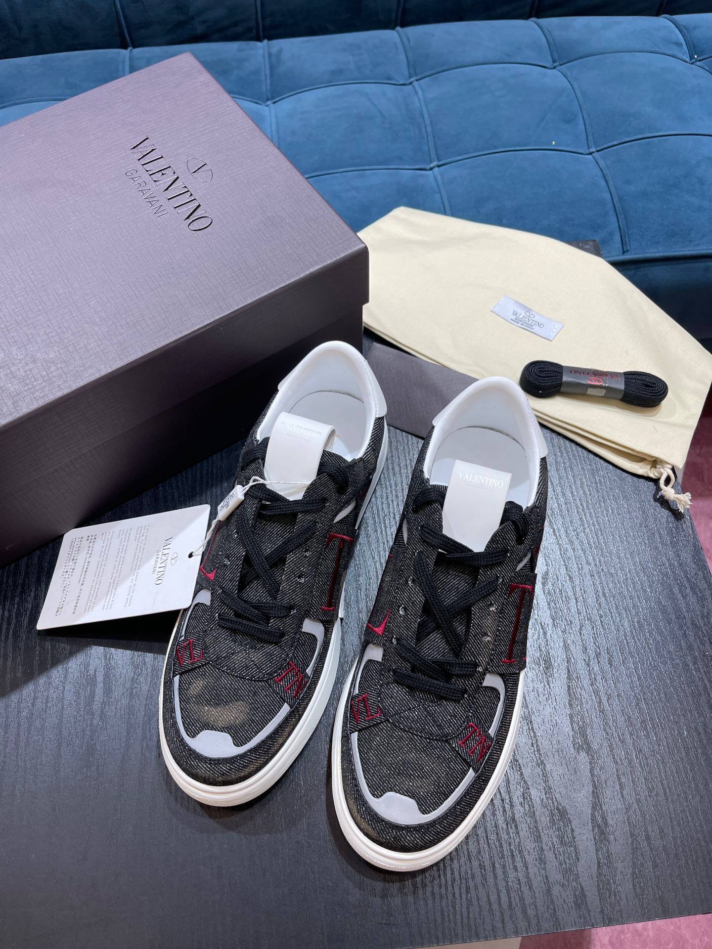 Women Men V*alentino Top Sneakers