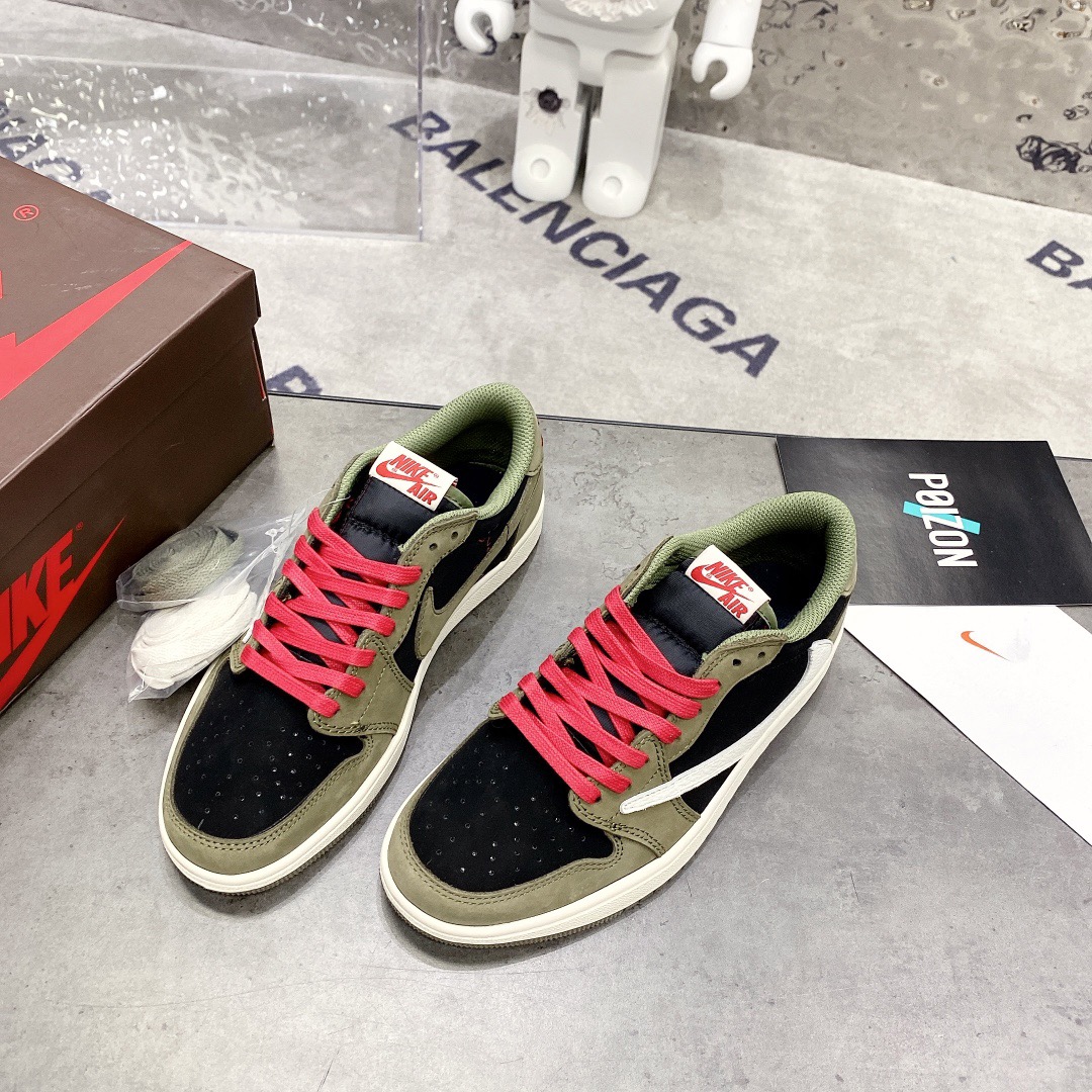 Travis Scott x Air Jordan 1 Low Reverse Mocha