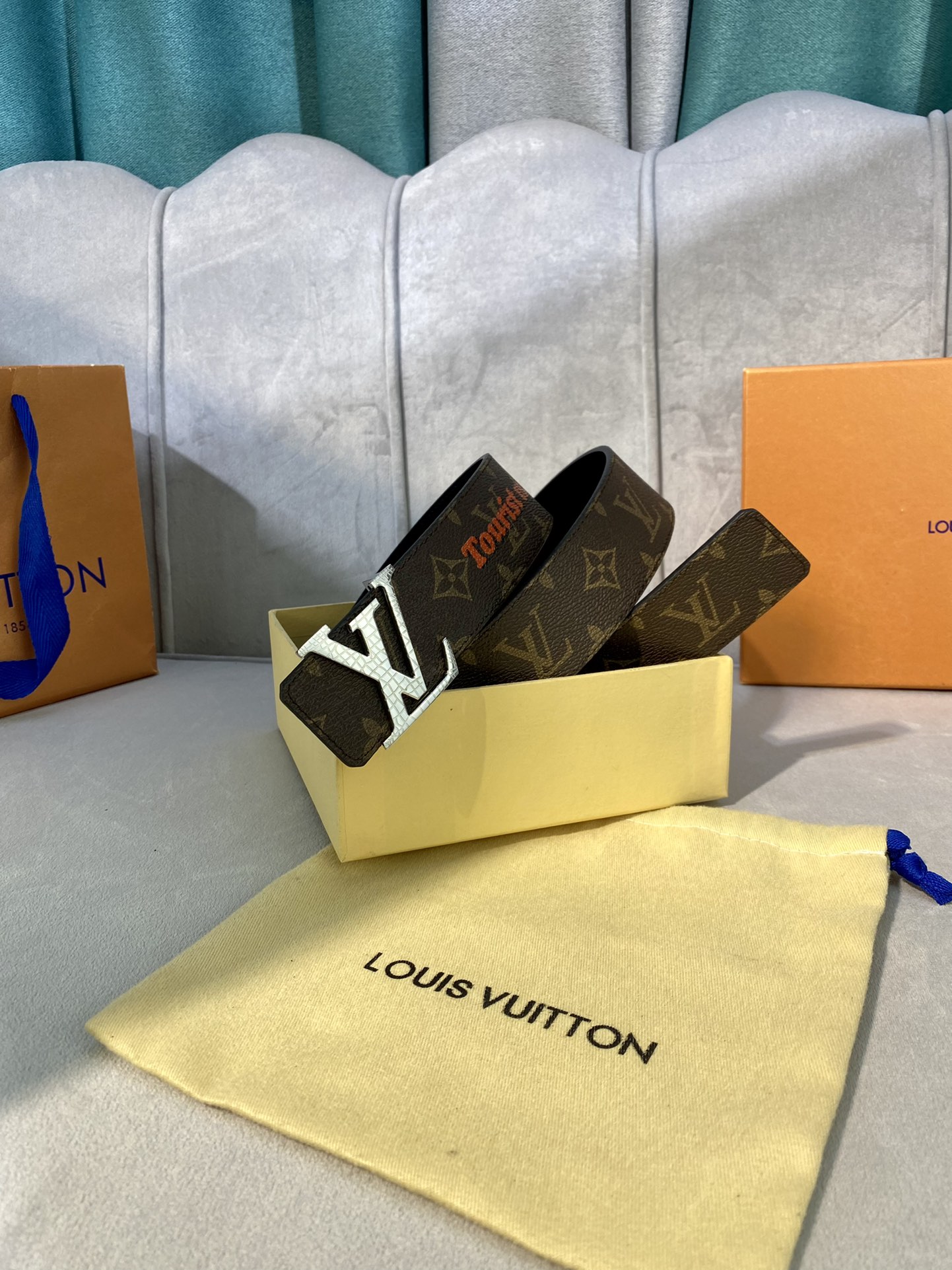 L*ouis V*uitton Belts Top Quality 40MM