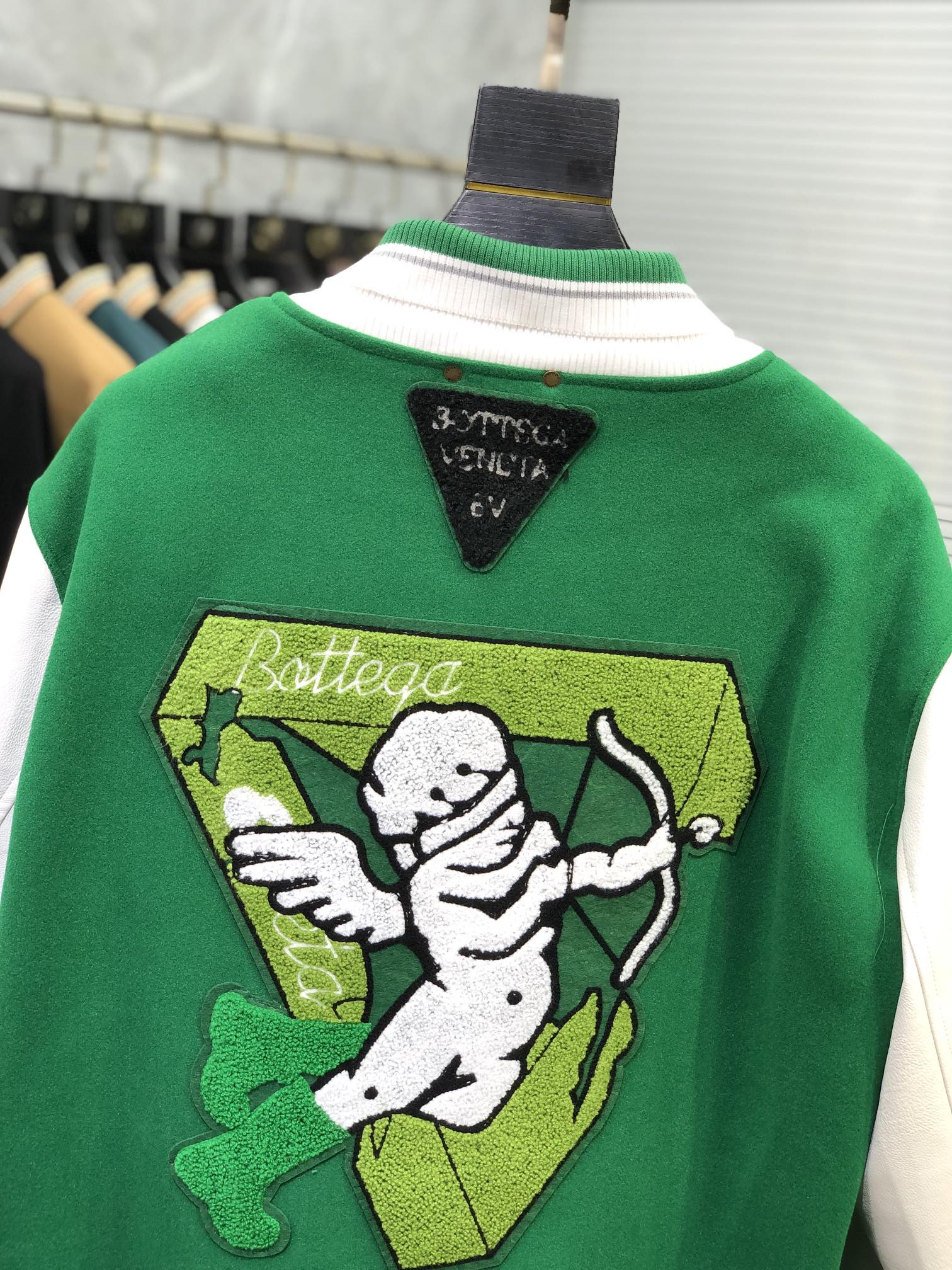 Men Jacket/Sweater Top Quality