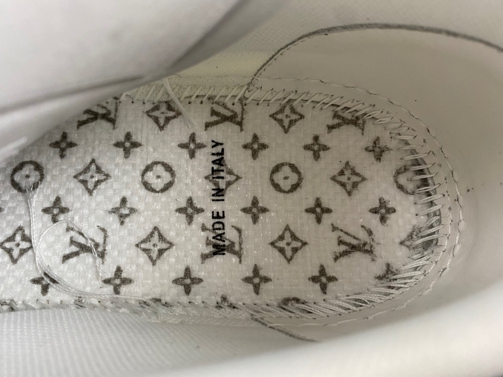 Men L*ouis V*uitton Top Sneakers