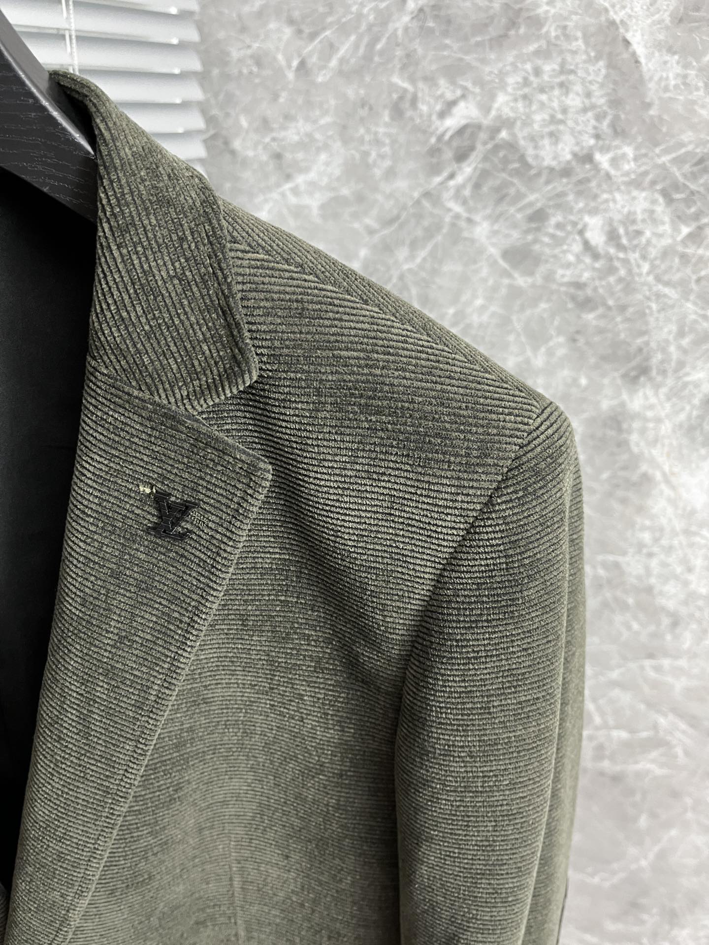 Men Jacket/Sweater Top Quality