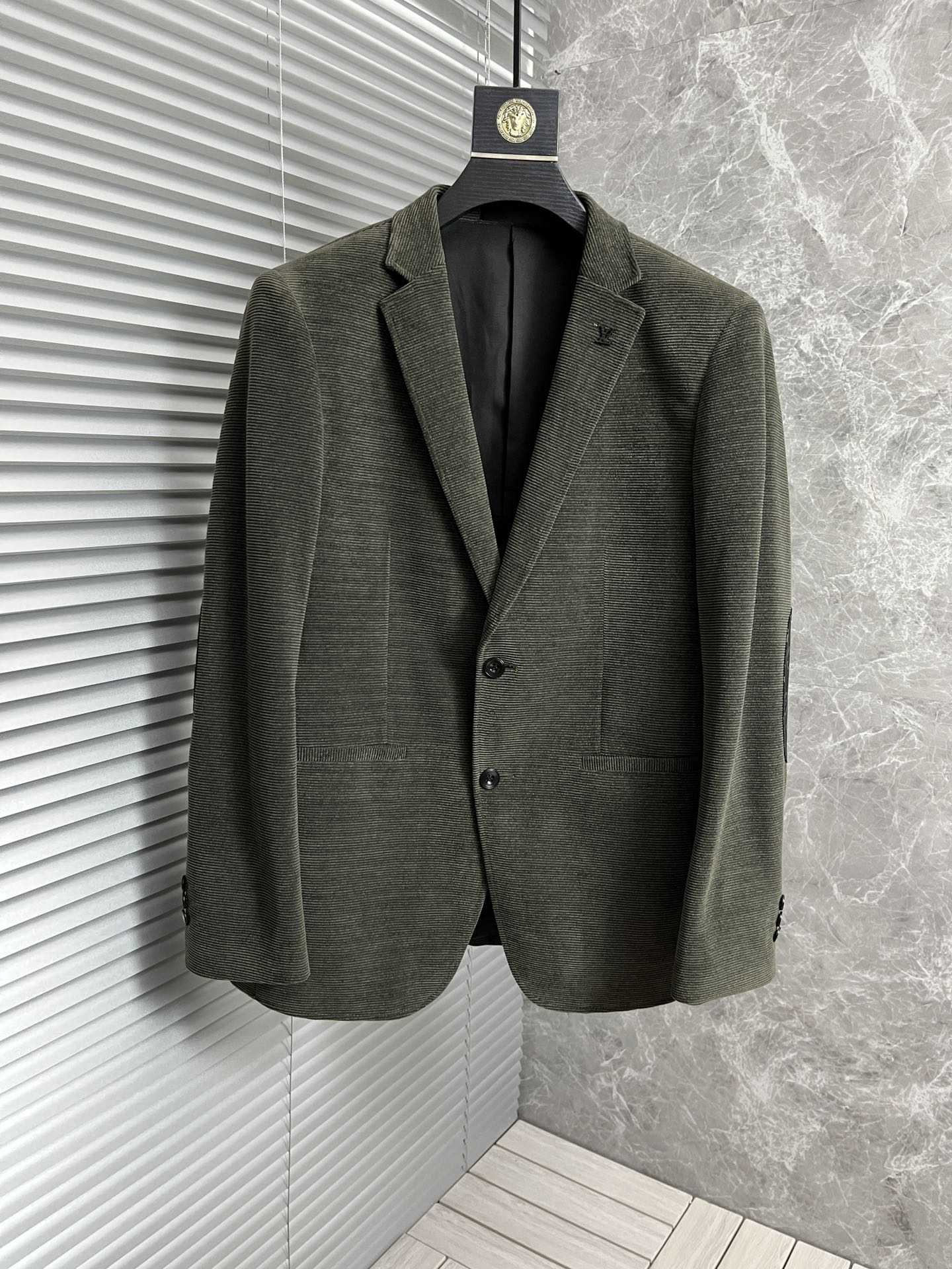 Men Jacket/Sweater Top Quality