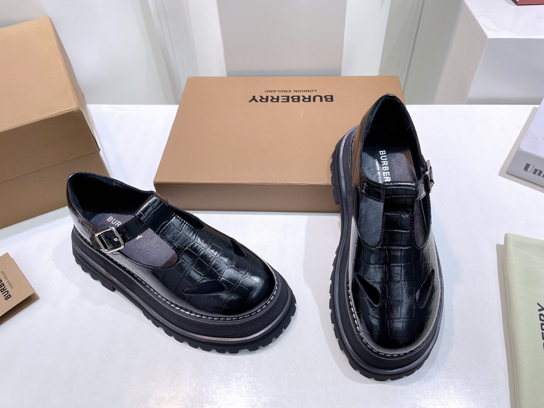 Women B*urberry Top Sneaker