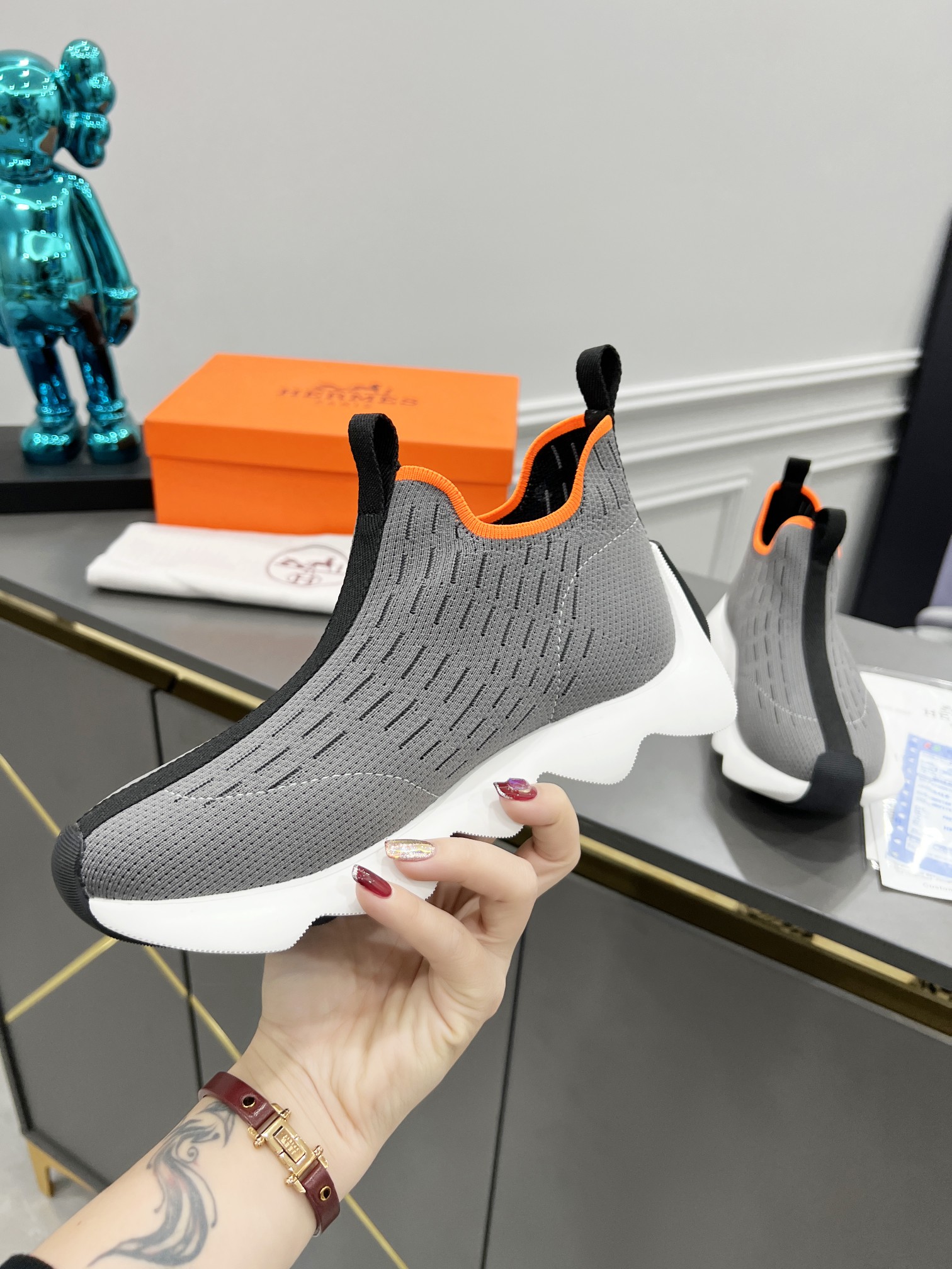 Women H*ermes Top Sneaker