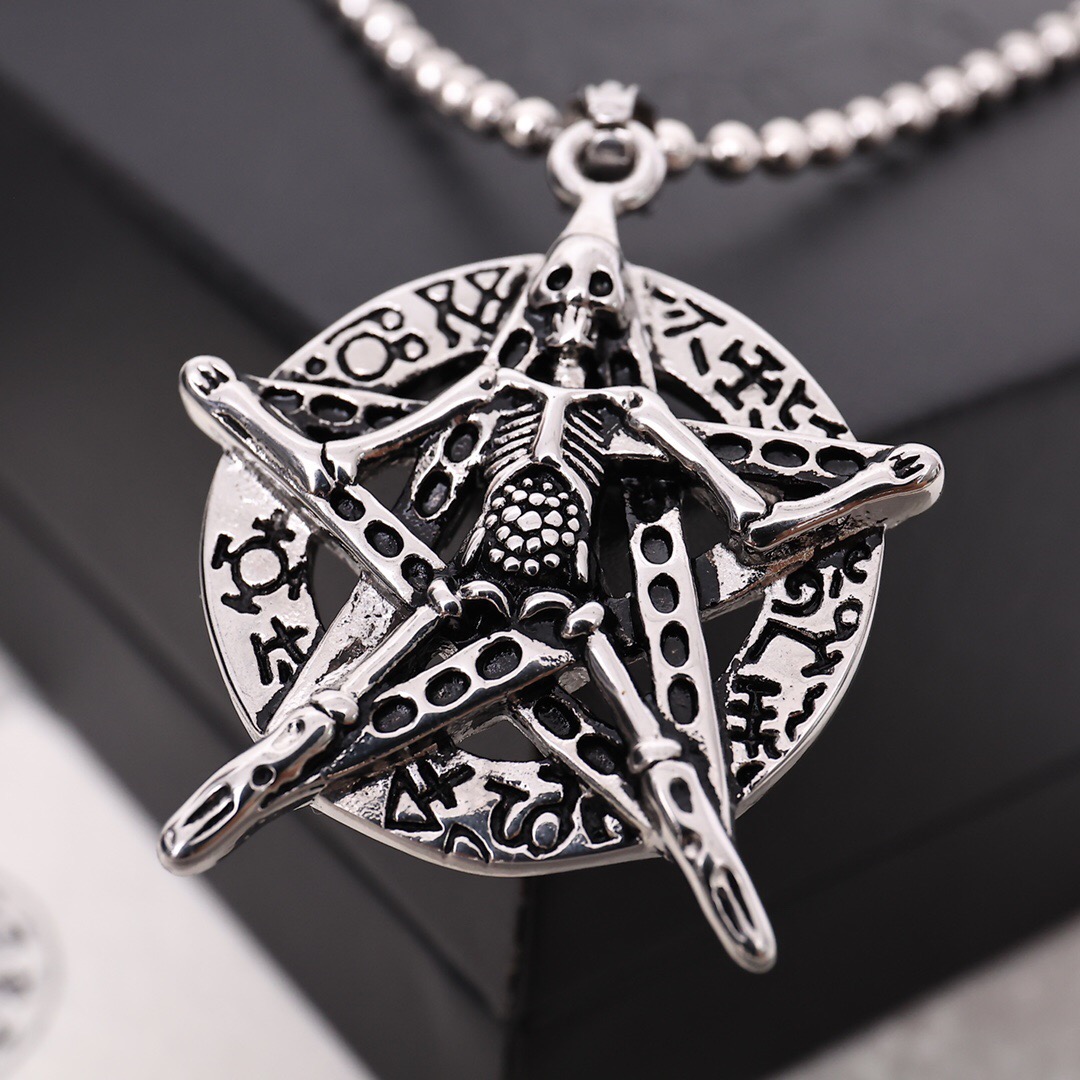 Necklace C*hrome H*earts