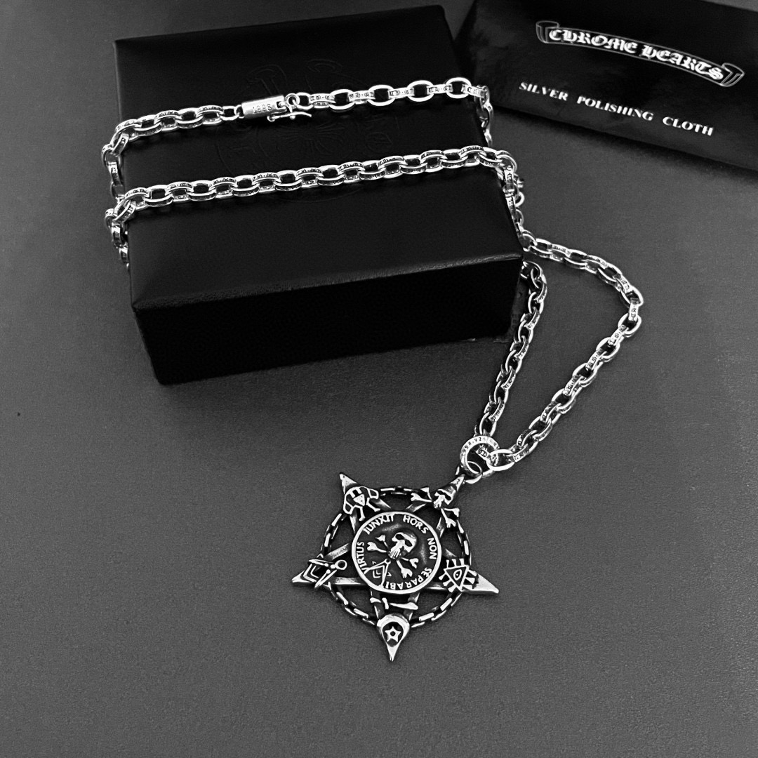 Necklace C*hrome H*earts