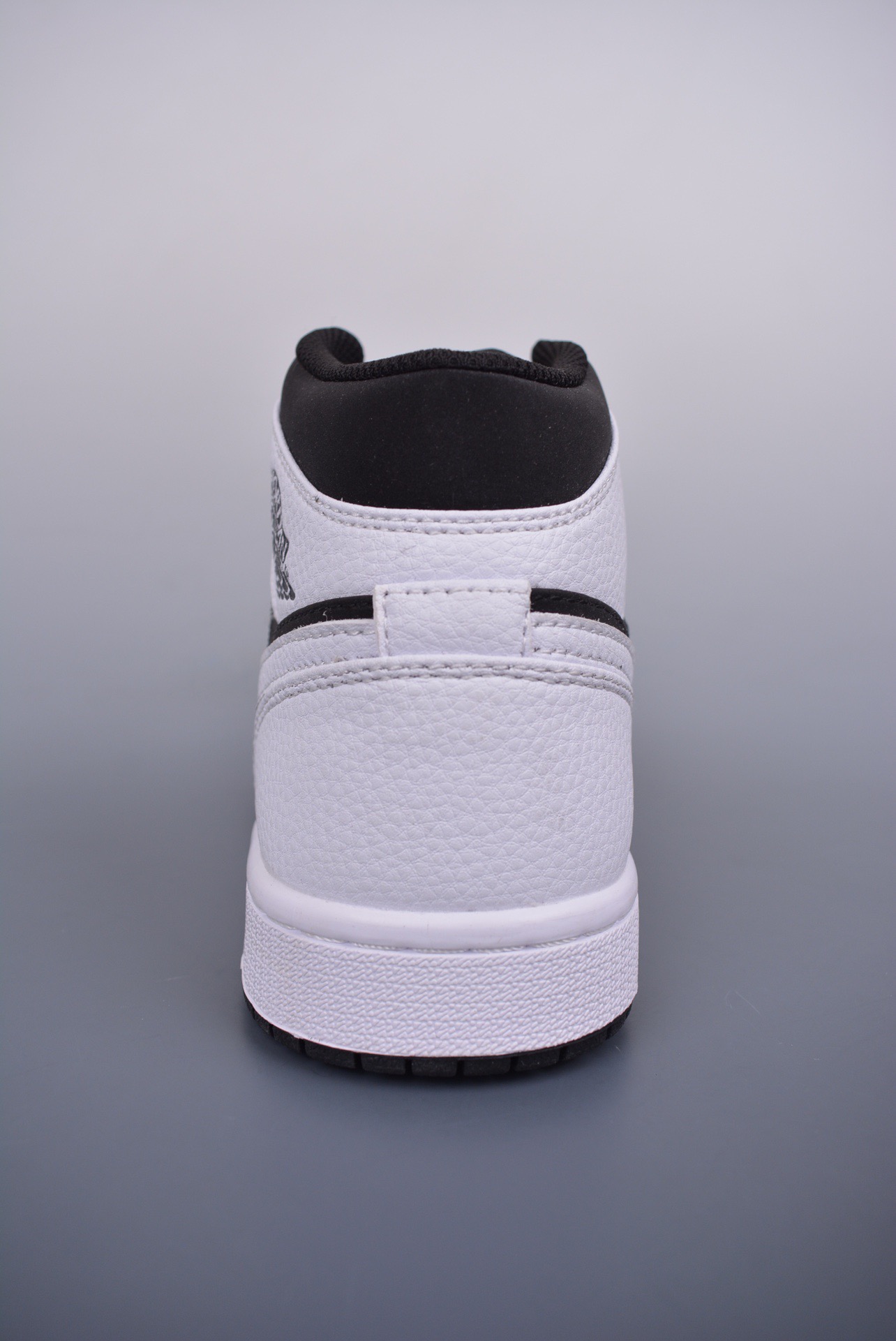 Nike Air Jordan 1 High AJ1