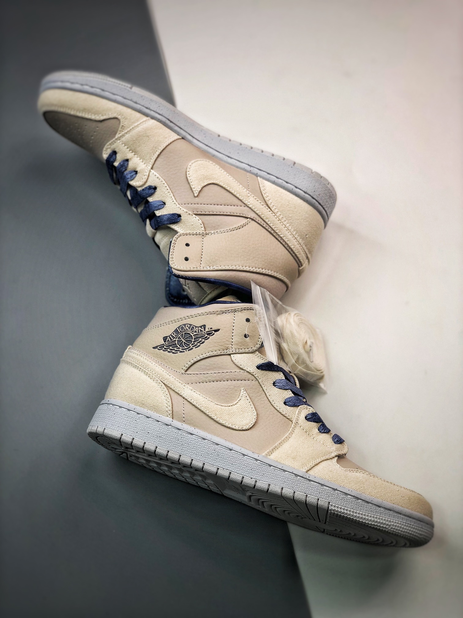 Nike Air Jordan 1 High AJ1