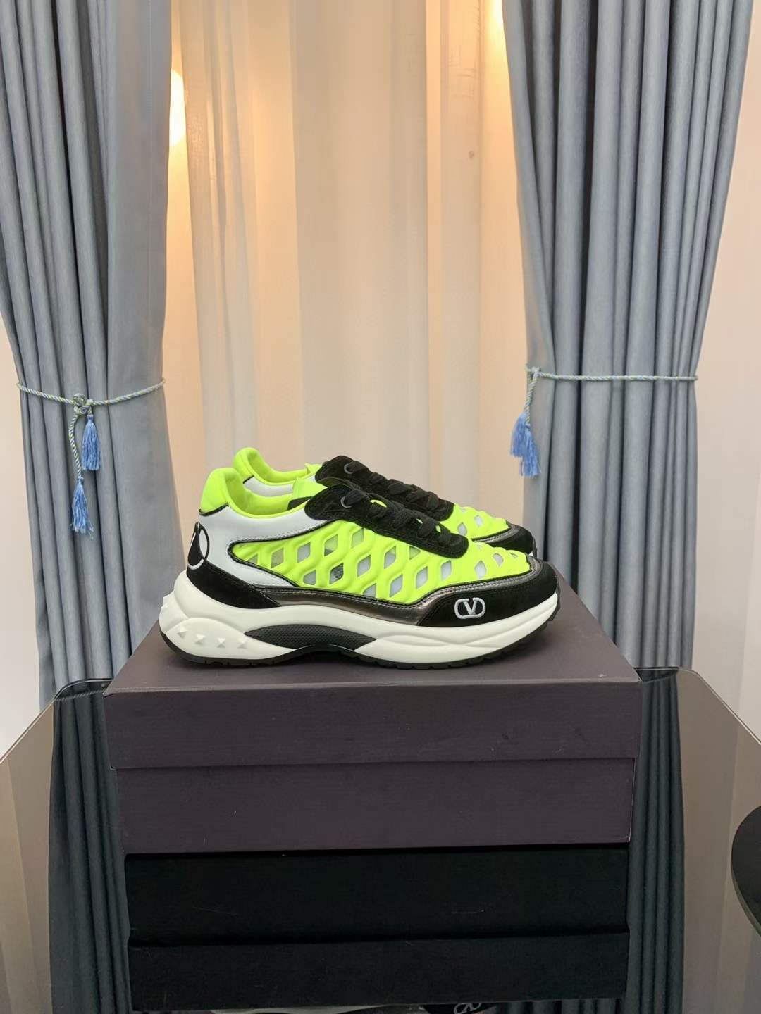 Women Men V*alentino Sneakers Maikesneakers