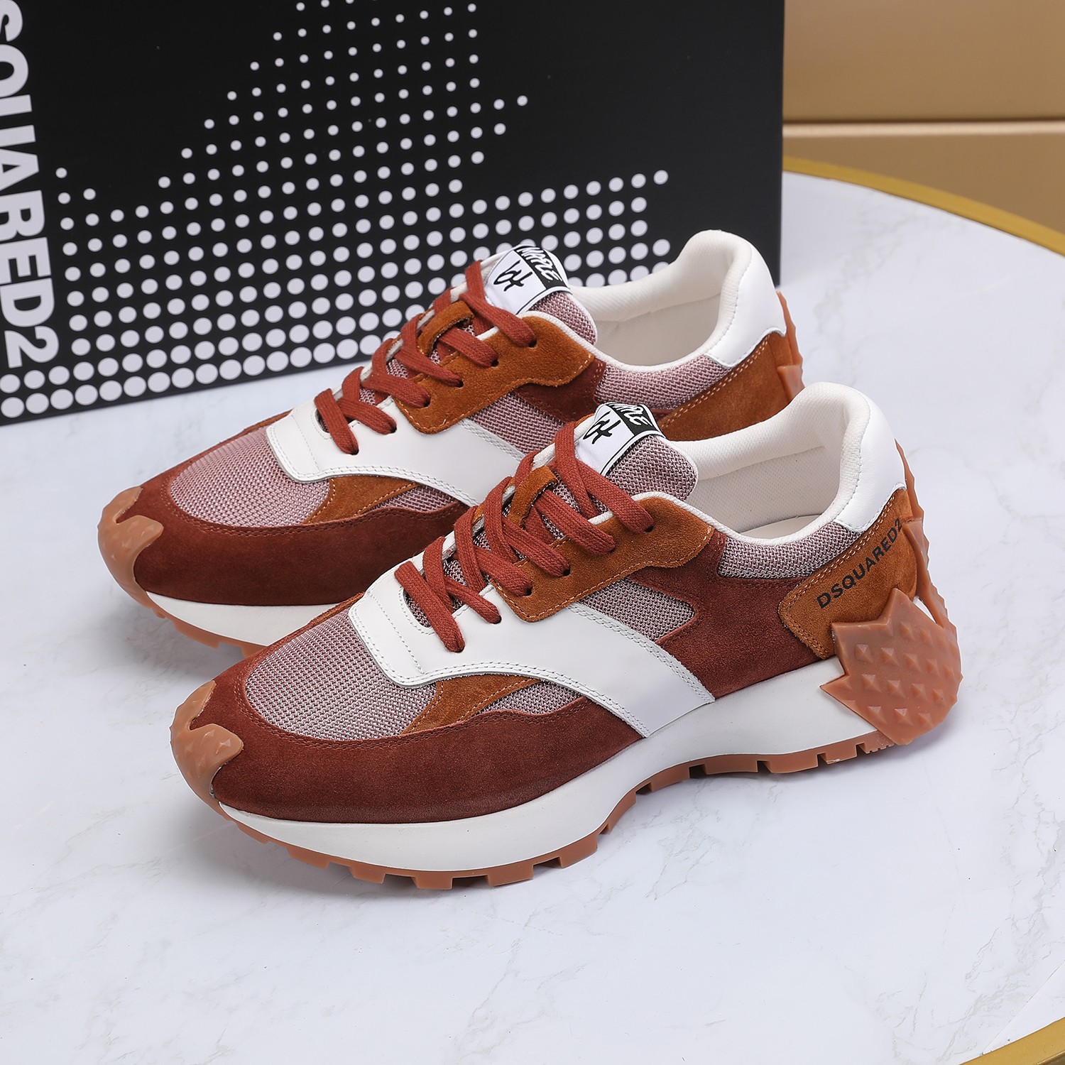 Men O*ff W*hite Top Sneakers