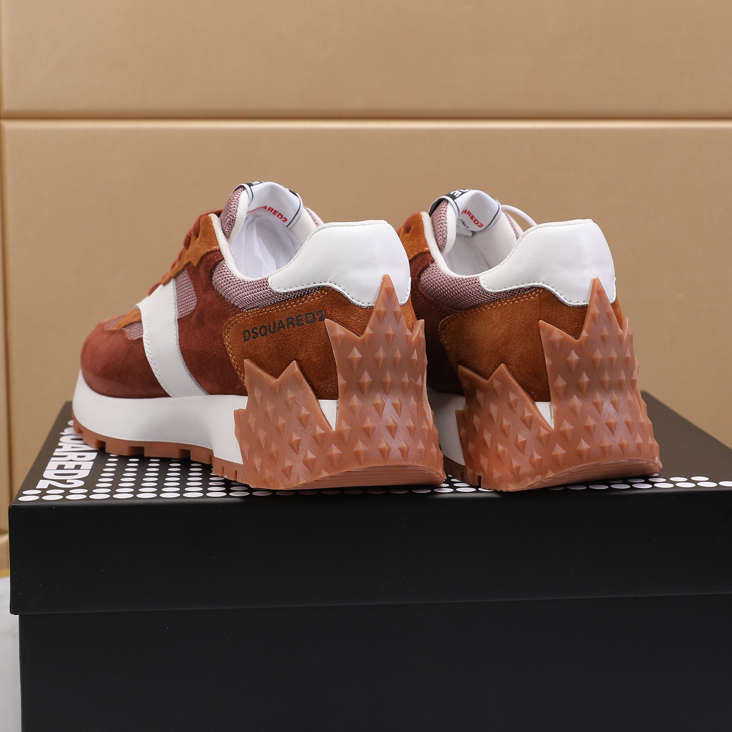 Men O*ff W*hite Top Sneakers