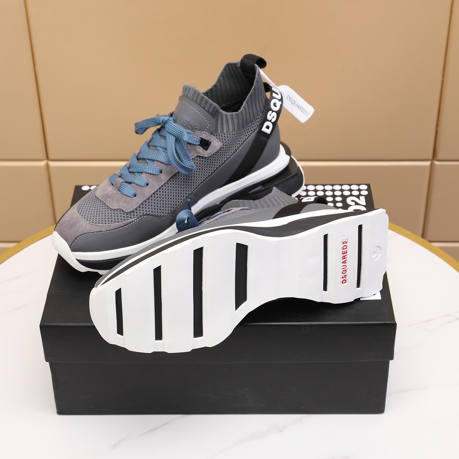 Men O*ff W*hite Top Sneakers