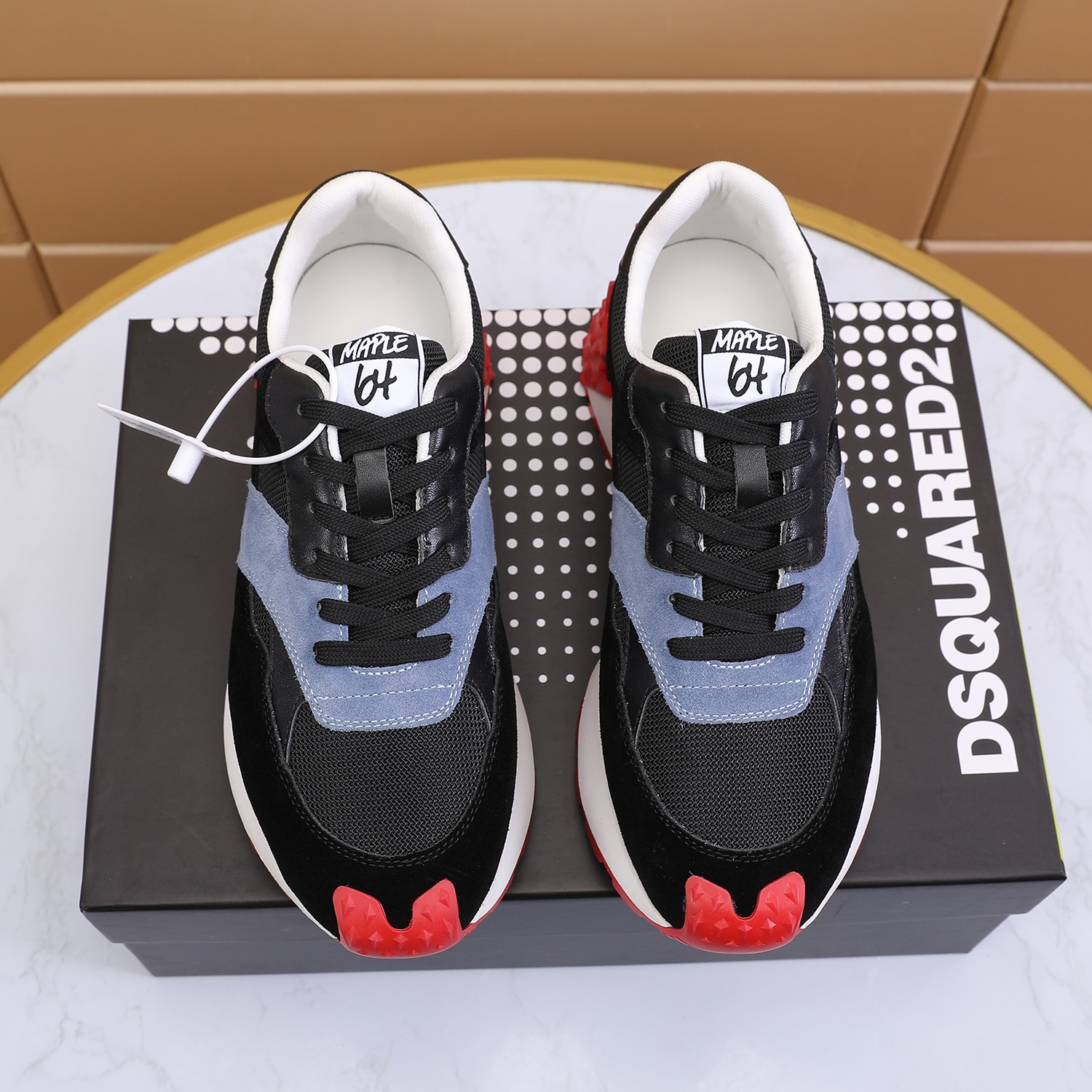 Men O*ff W*hite Top Sneakers