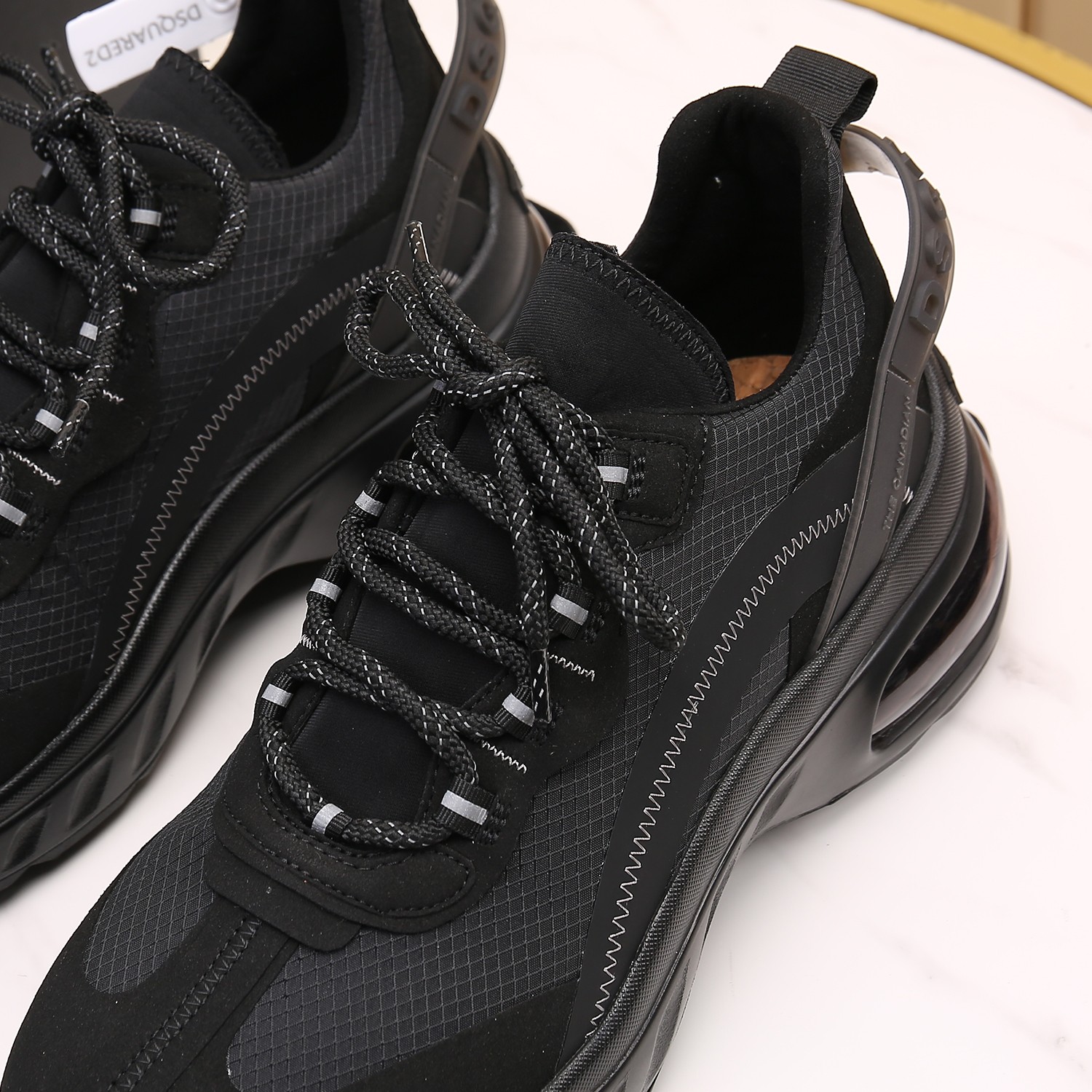 Men O*ff W*hite Top Sneakers