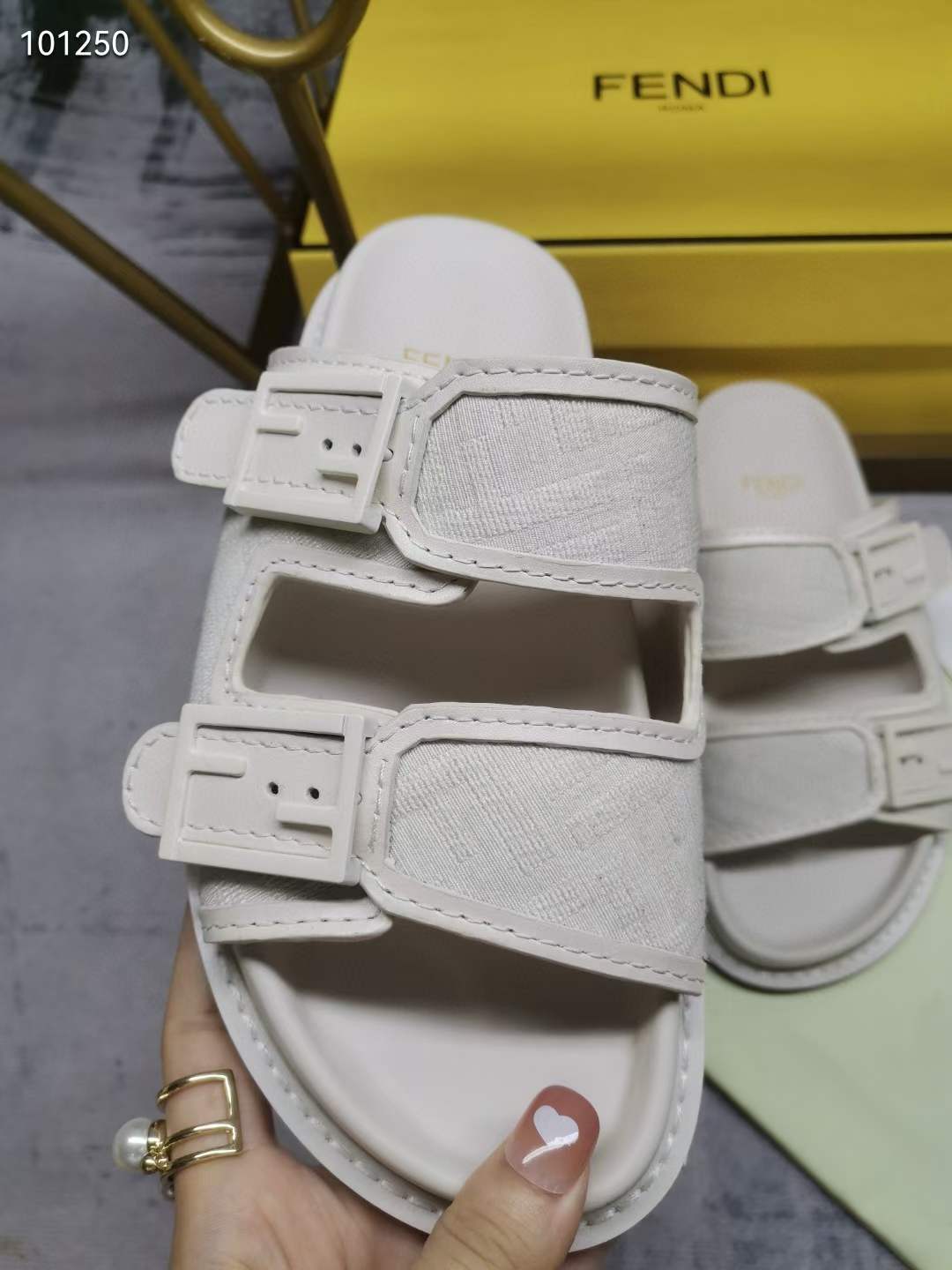 Women Men F*endi Top Sandals （ ）