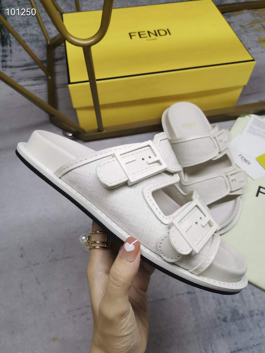 Women Men F*endi Top Sandals （ ）