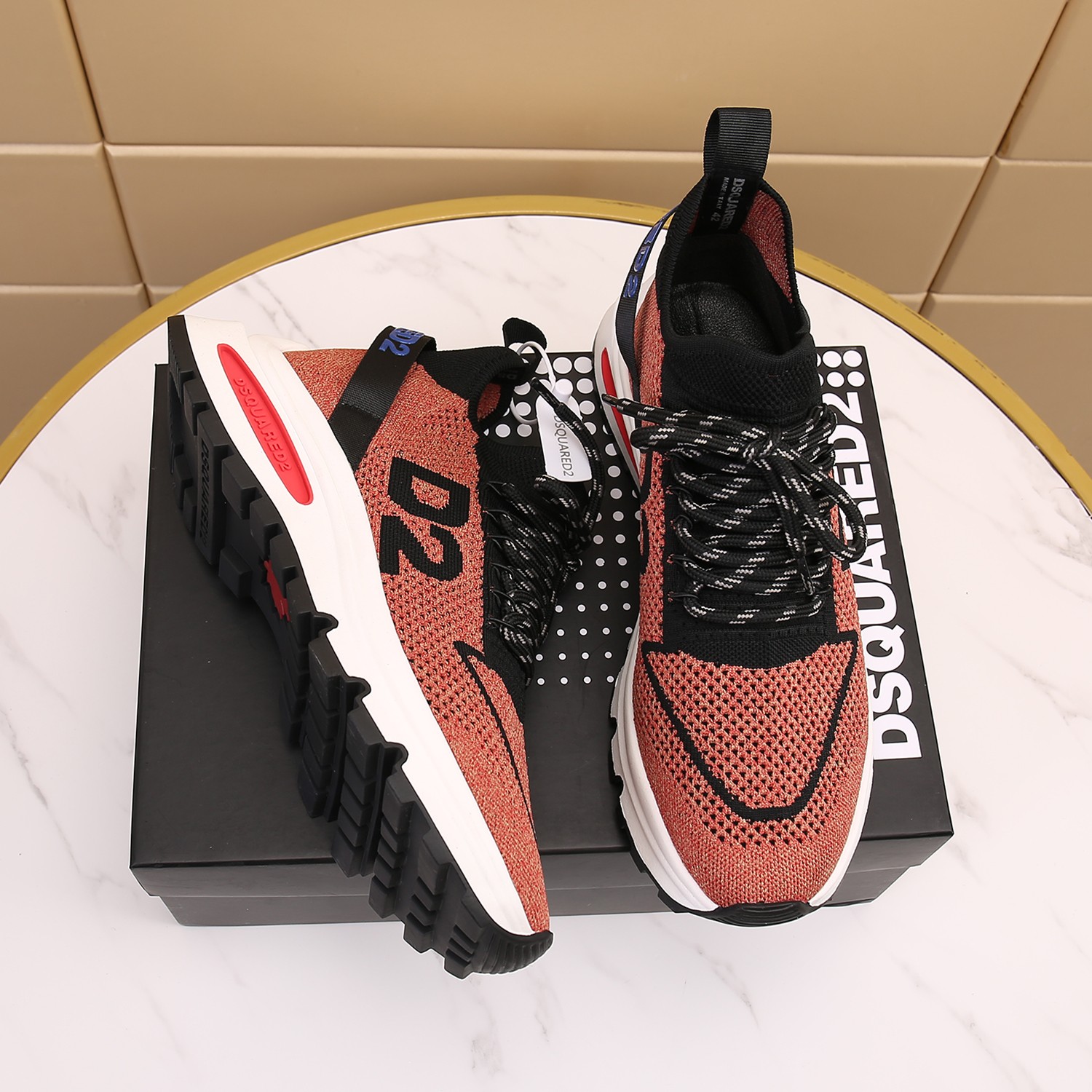 Men O*ff W*hite Top Sneakers