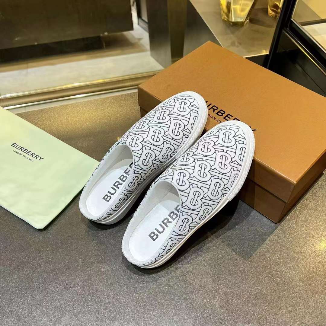 Men Women B*rberry Sneaker ()