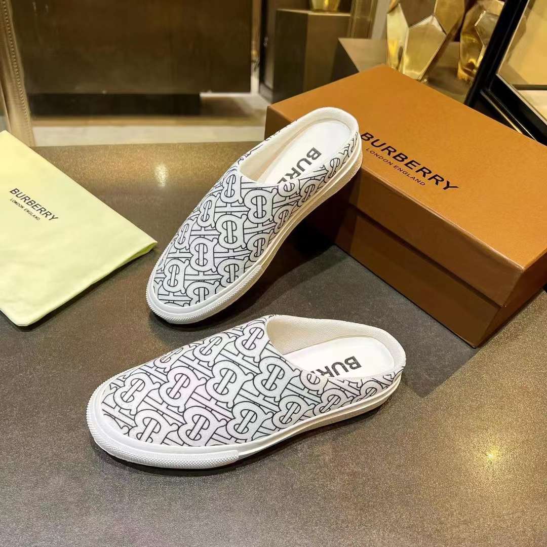 Men Women B*rberry Sneaker ()