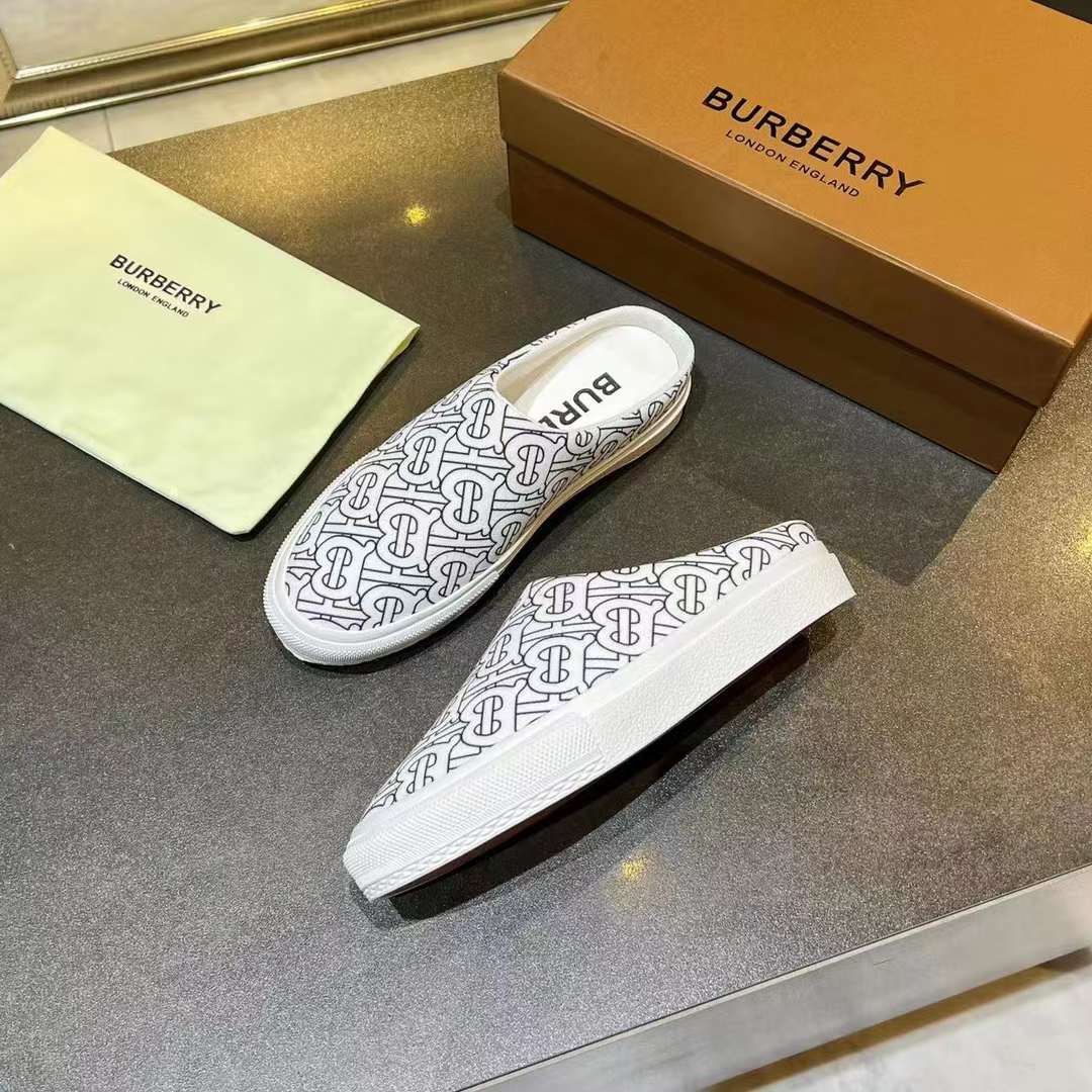 Men Women B*rberry Sneaker ()