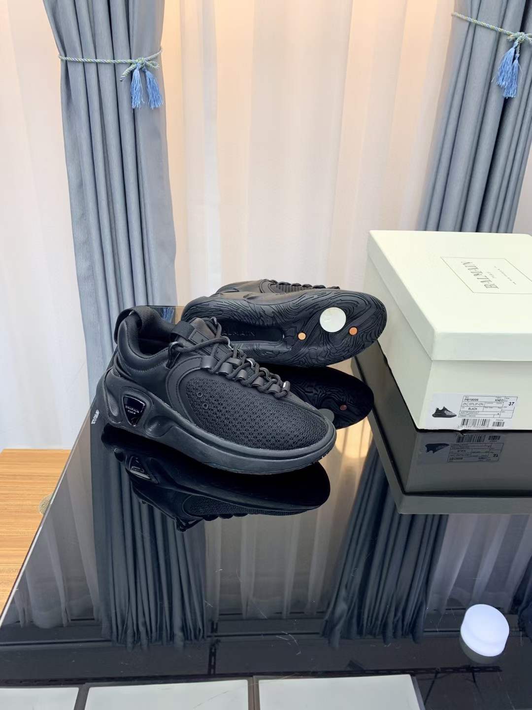 Men Women B*almain Top Sneakers