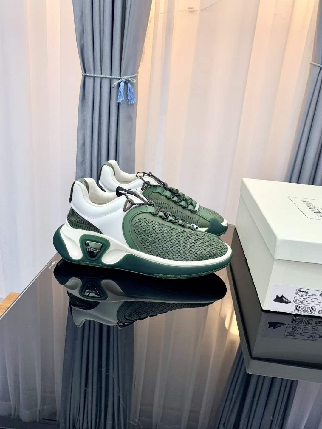 Men Women B*almain Top Sneakers