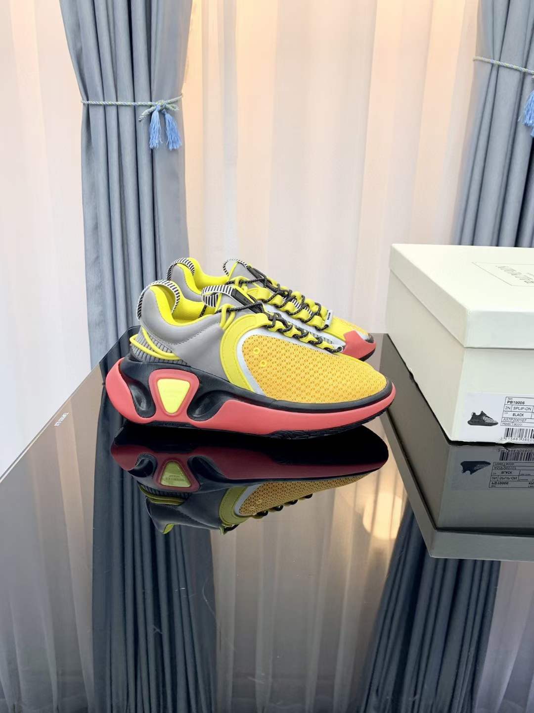 Men Women B*almain Top Sneakers