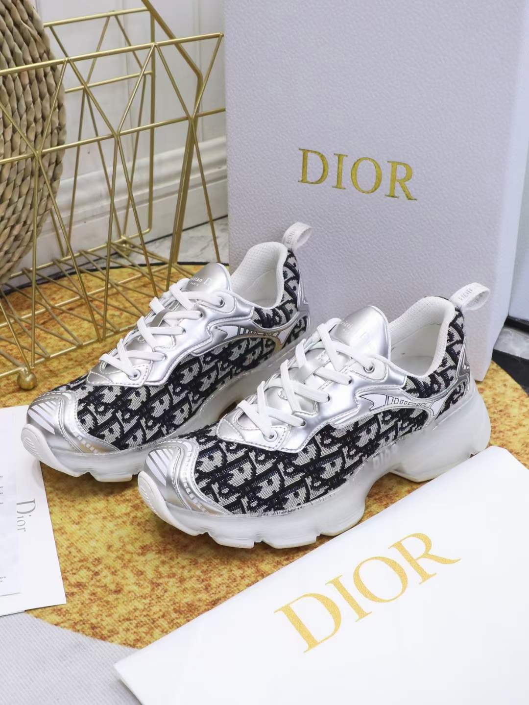 Men Women D*ior Top Sneakers ()