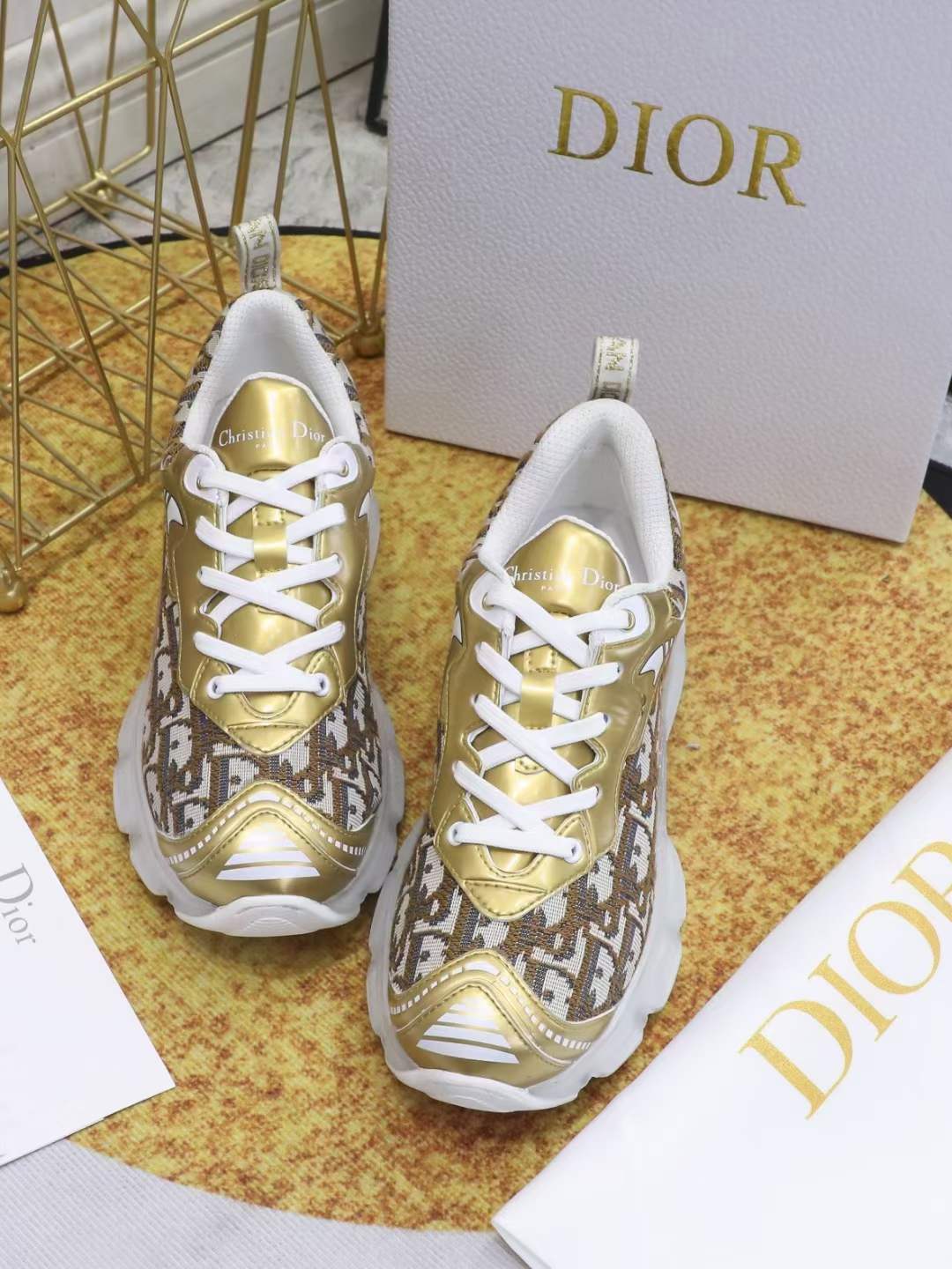 Men Women D*ior Top Sneakers ()