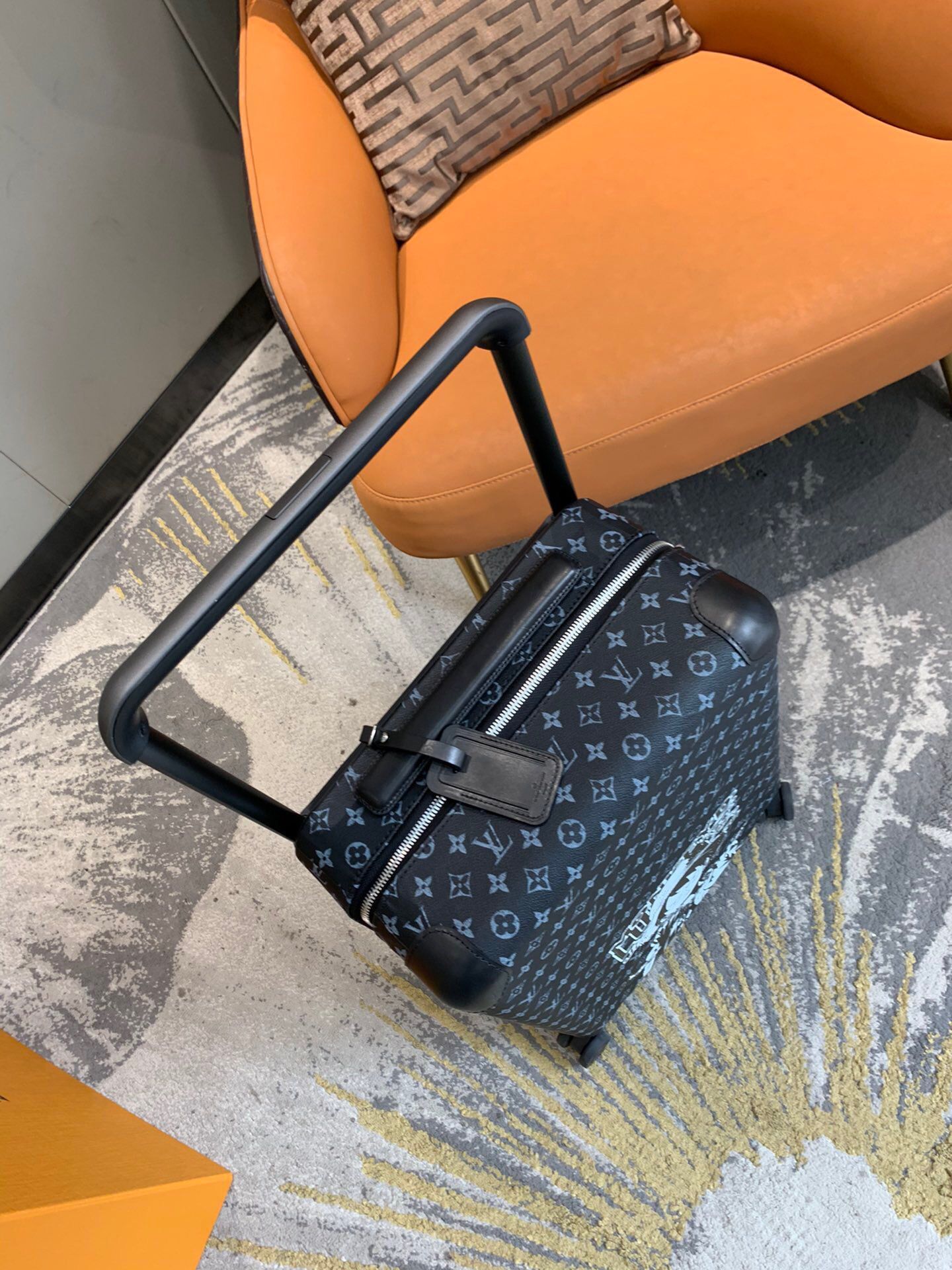 L*ouis V*uitton Luggage