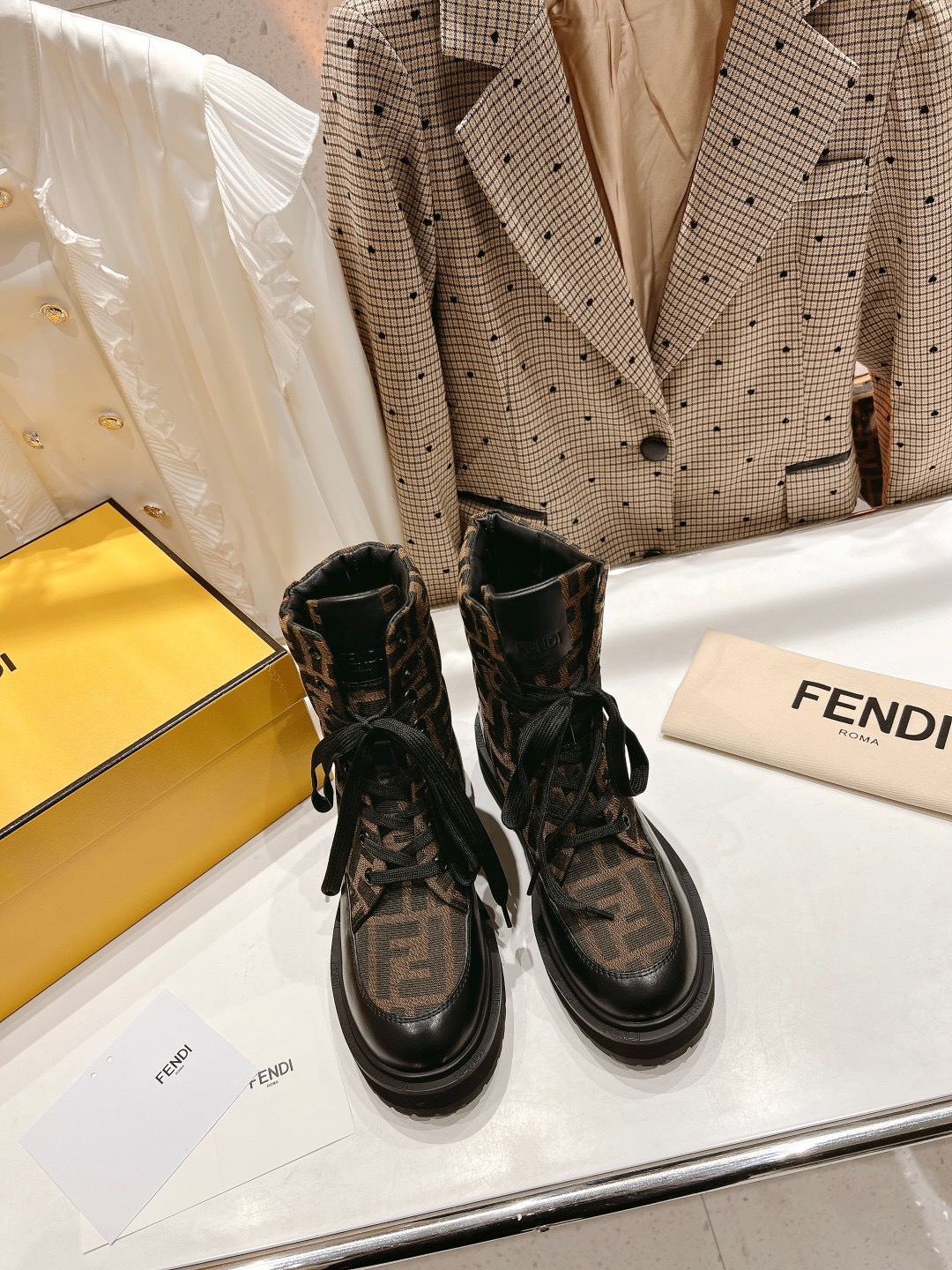 Women F*endi Top Boots Maikesneakers