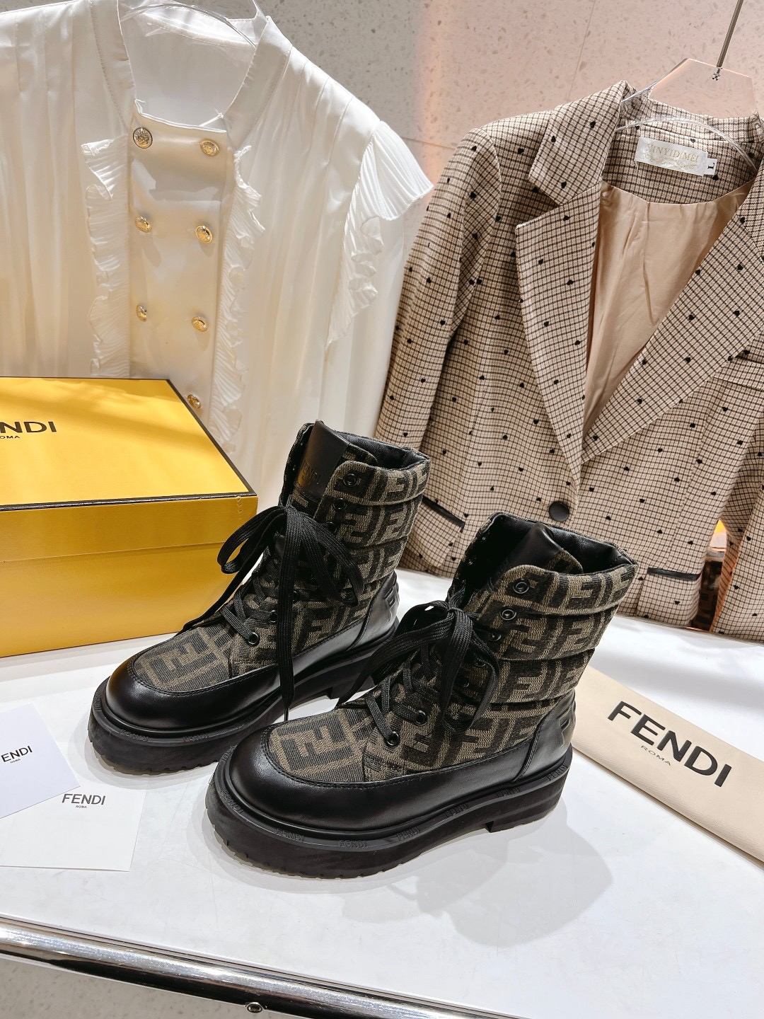 Women F*endi Top Boots Maikesneakers