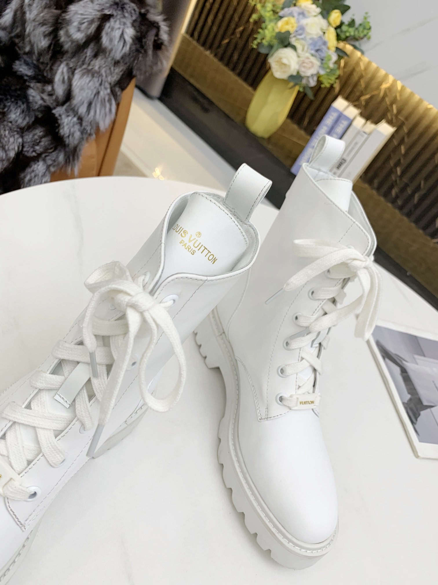 Women L*ouis V*uitton Top Boots Maikesneakers