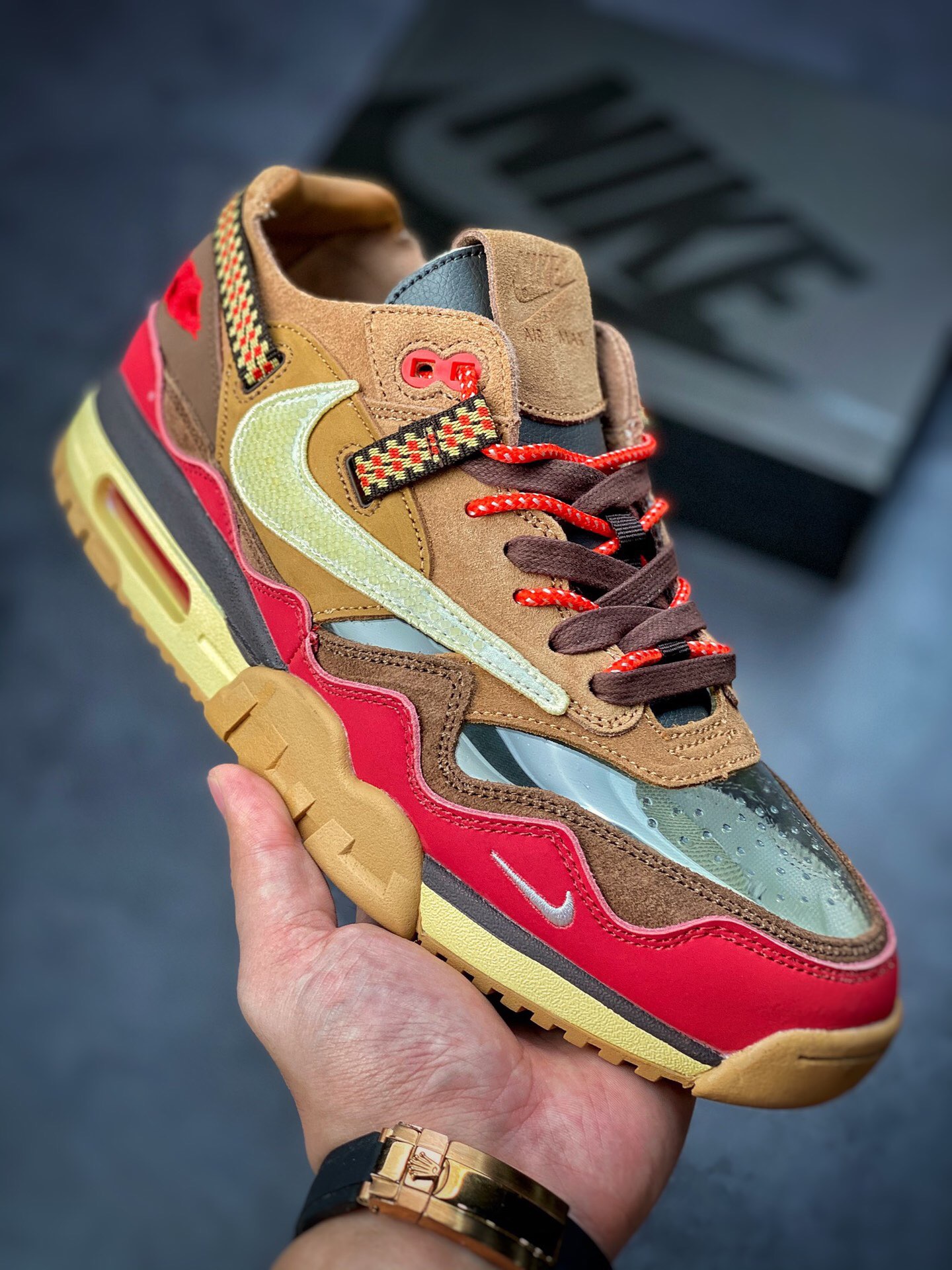 Men clot Nike Air Max 1 kiss of death