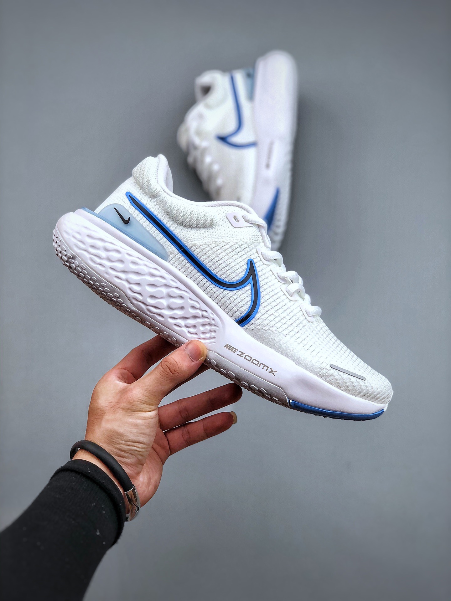 Men Women Nike zoomx invincible run fk