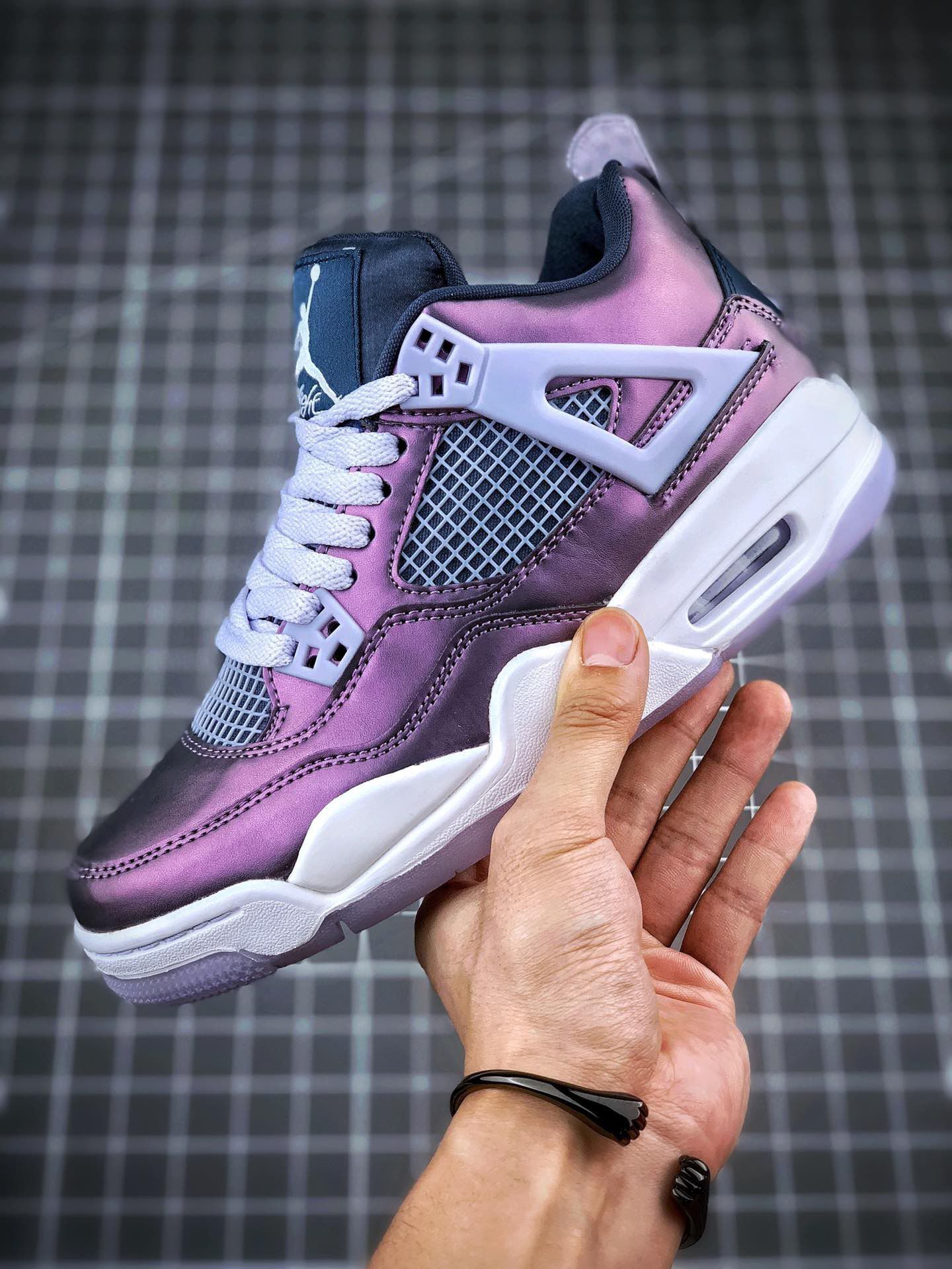 Nike Air Jordan 4 Retro