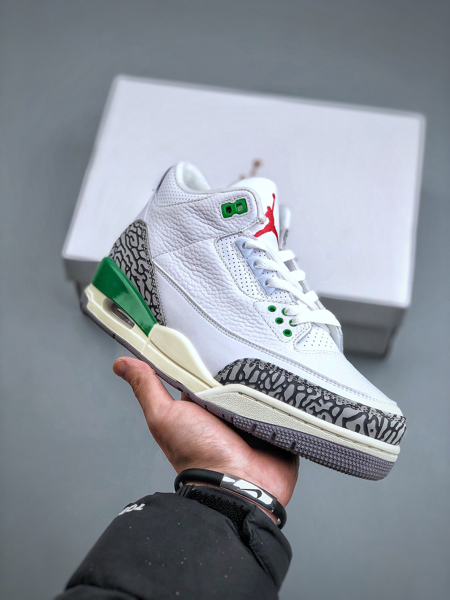 NIKE Air Jordan 3