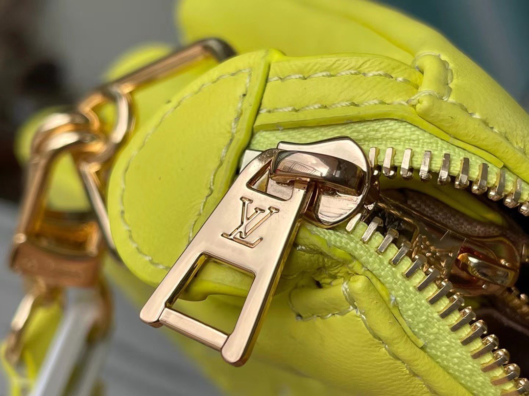 L*ouis V*uitton Top Bag