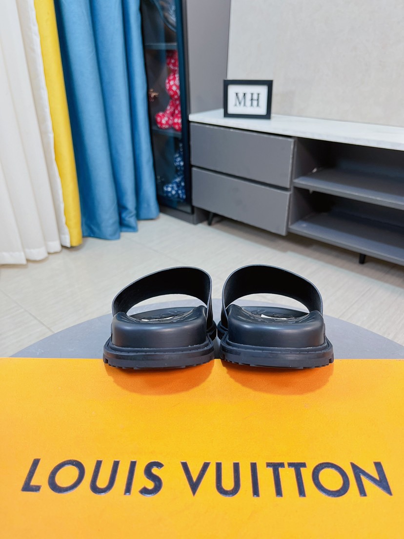 Men L*ouis V*uitton Top Slippers