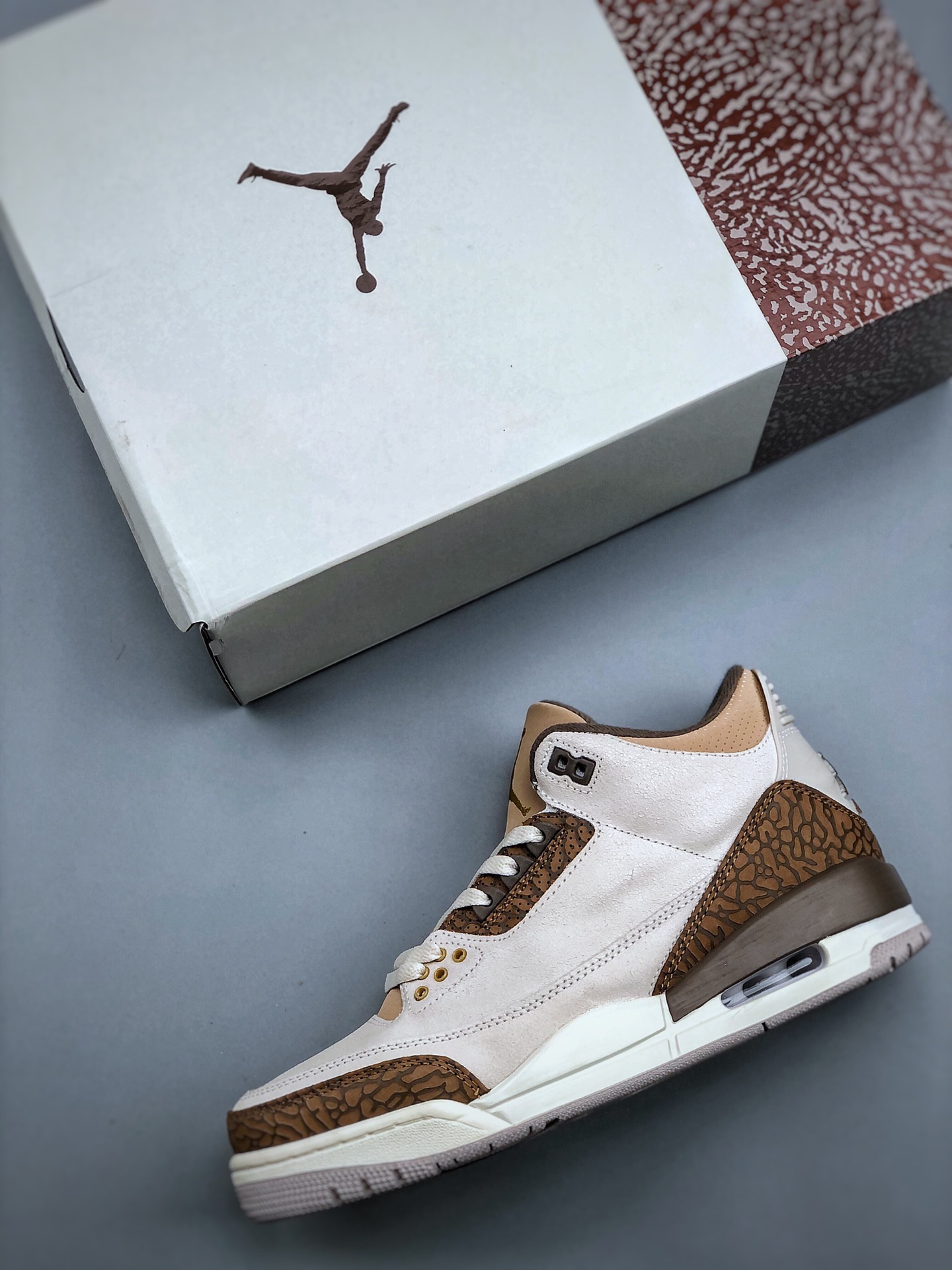 NIKE Air Jordan 3