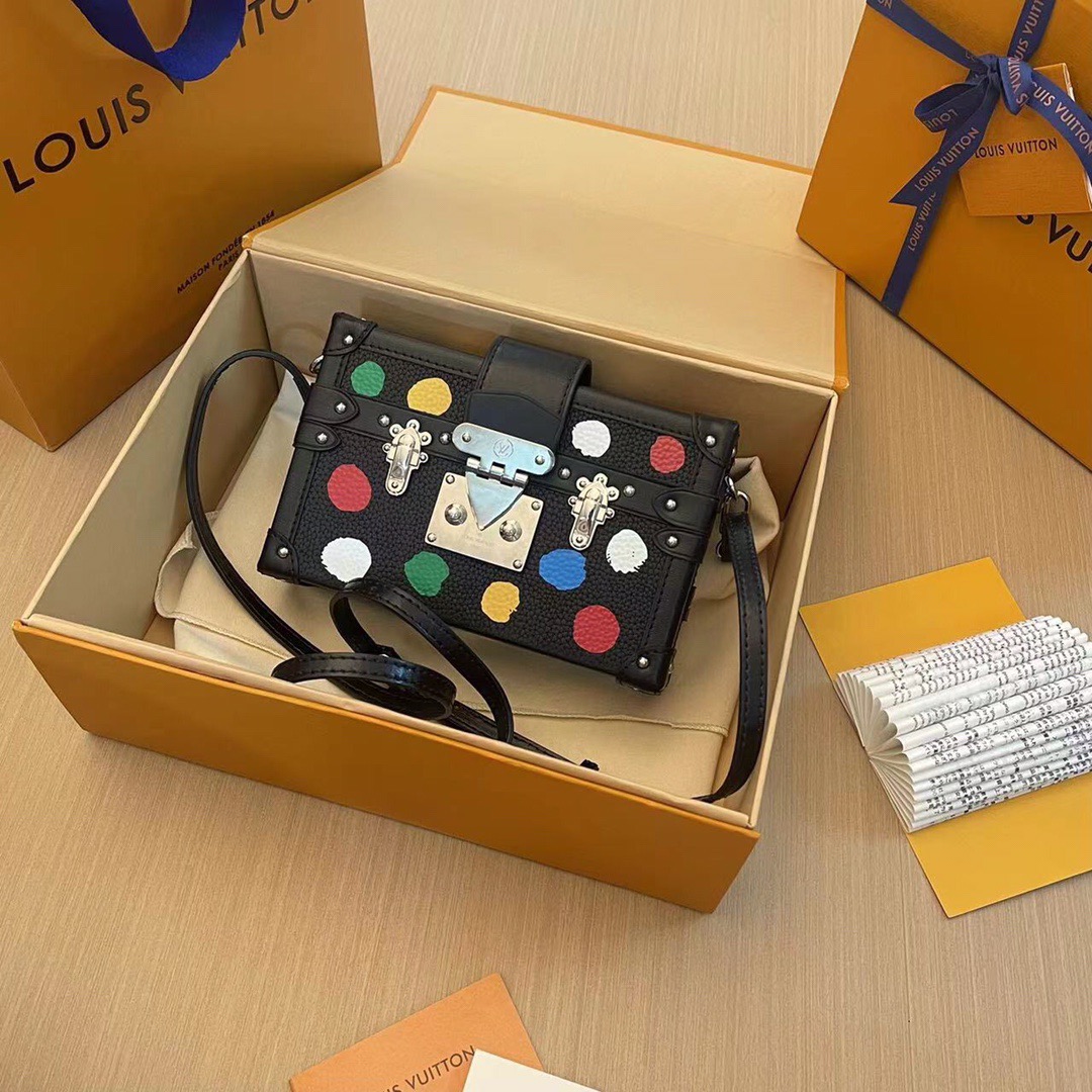 L*ouis V*uitton Top Bag