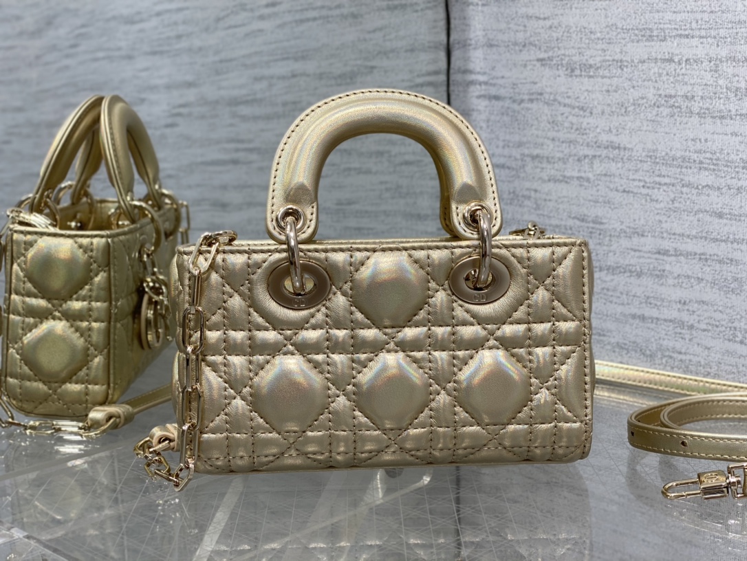 D*ior Bag Top Quality