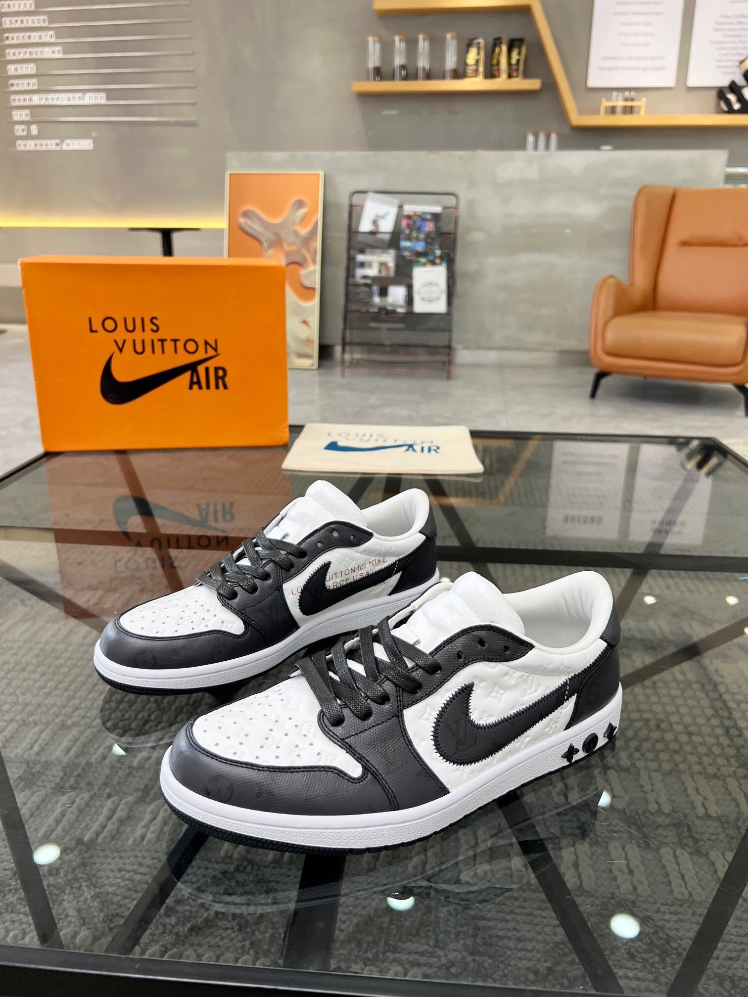 Men L*ouis V*uitton x NIKE Sneakers Maikesneakers