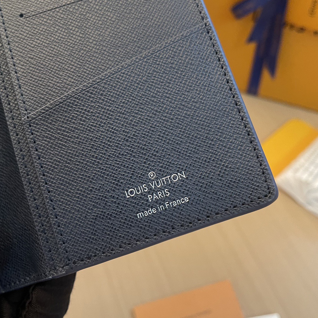 L*ouis V*uitton Top Bag