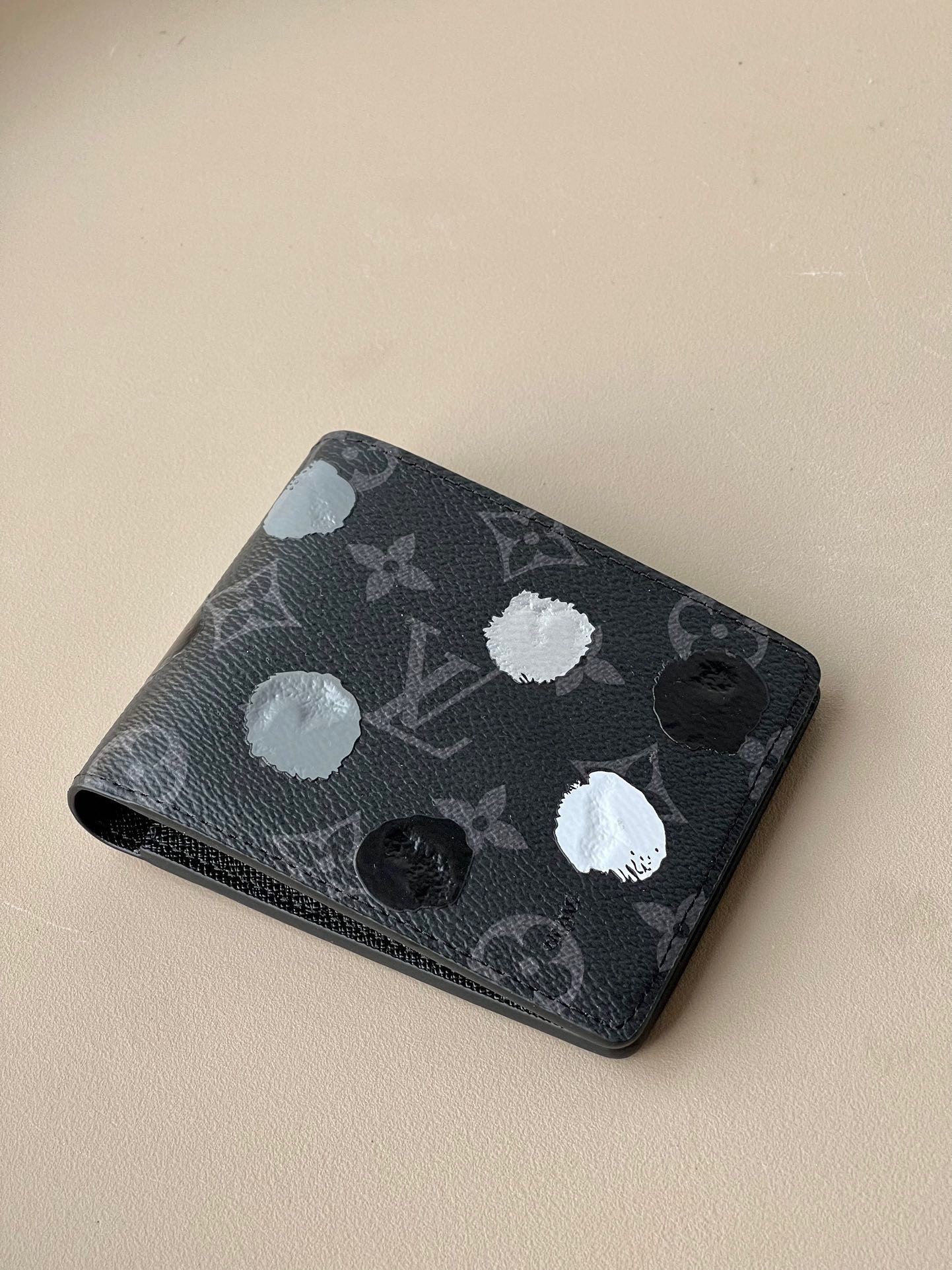 L*ouis V*uitton Top Bag