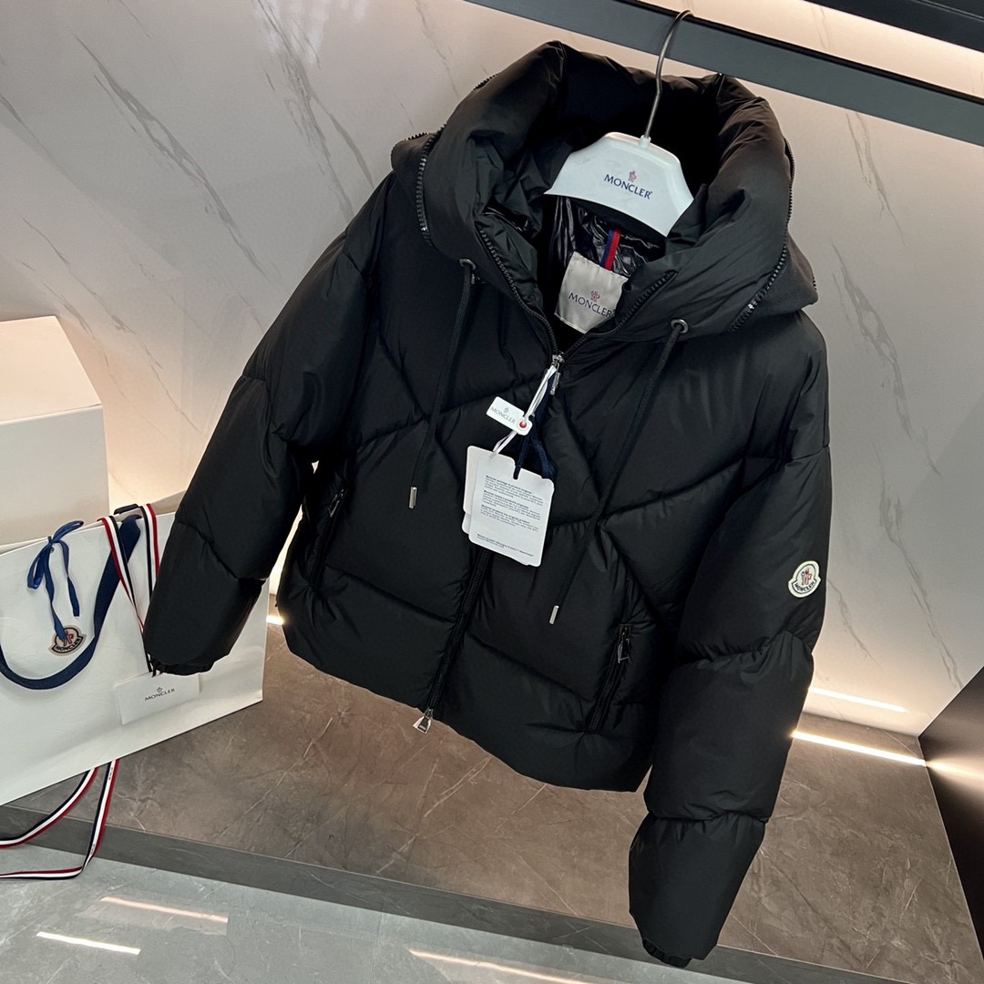 Women Jacket/Sweater Top Quality