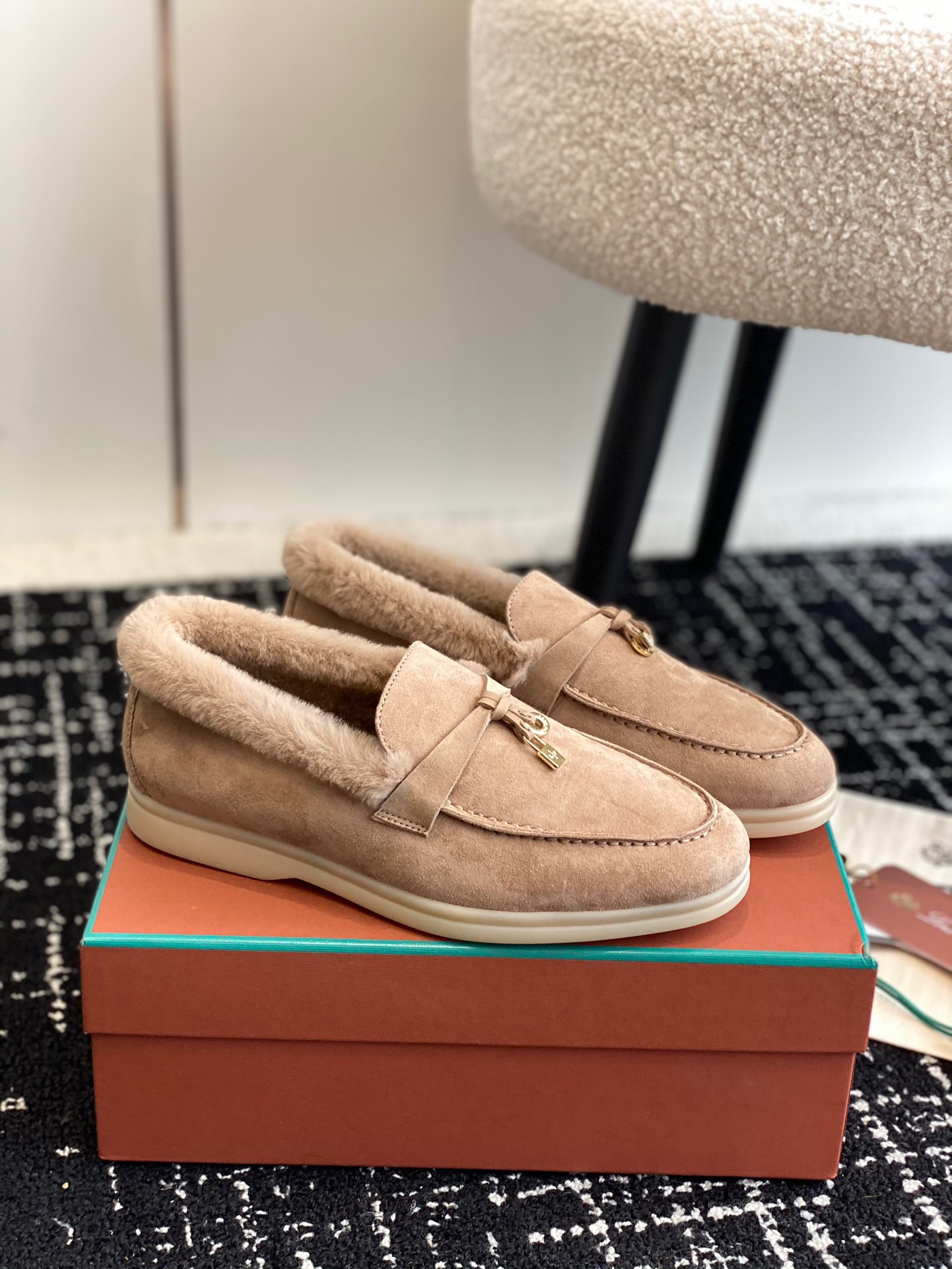 Women L*oro P*iana Top Loafer （）