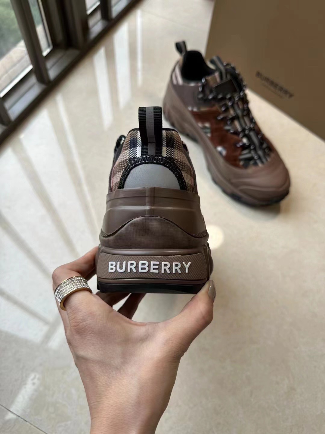Men B*urberry Top Sneaker Maikesneakers