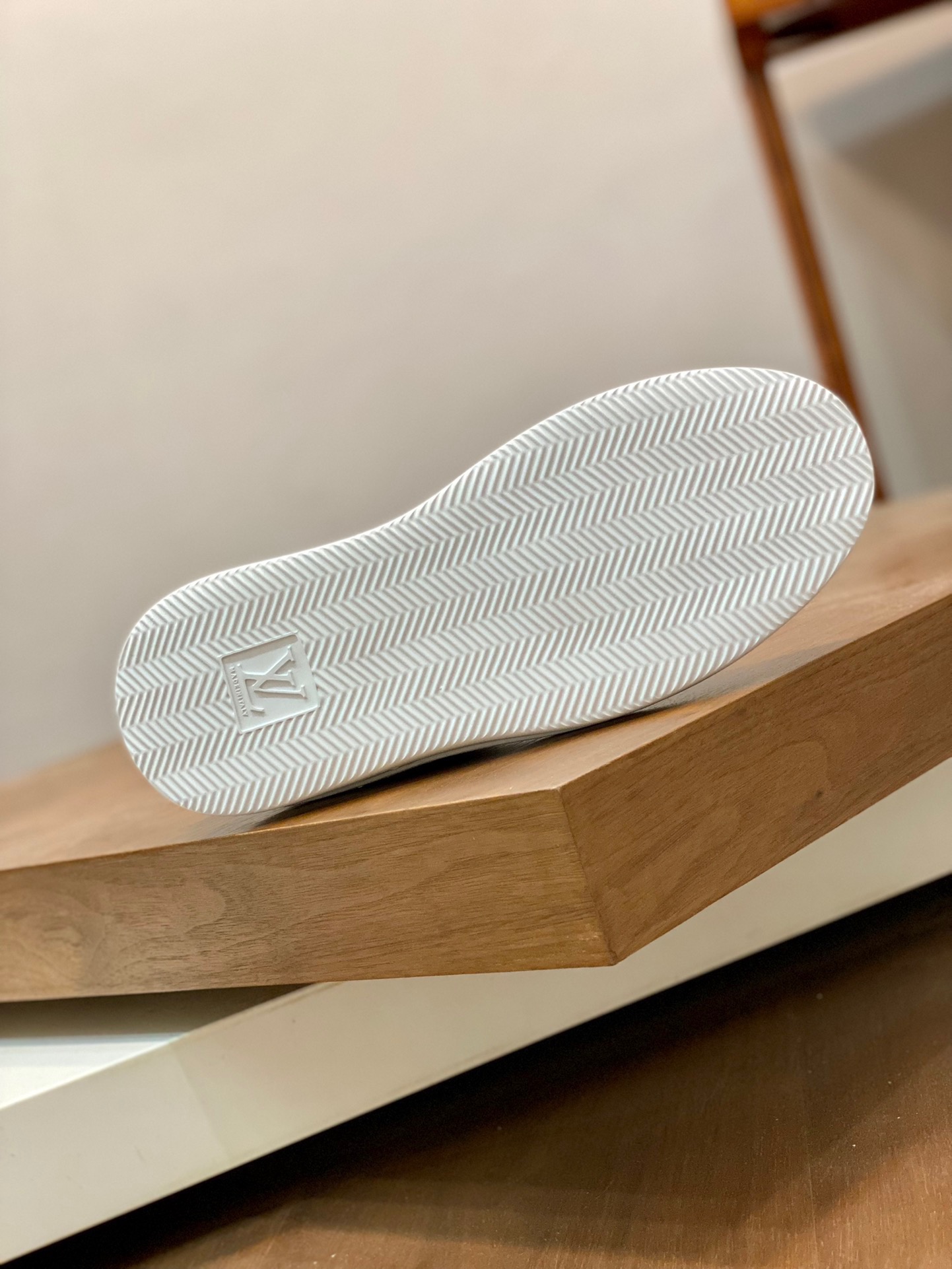 Men L*ouis V*uitton Top Sneaker